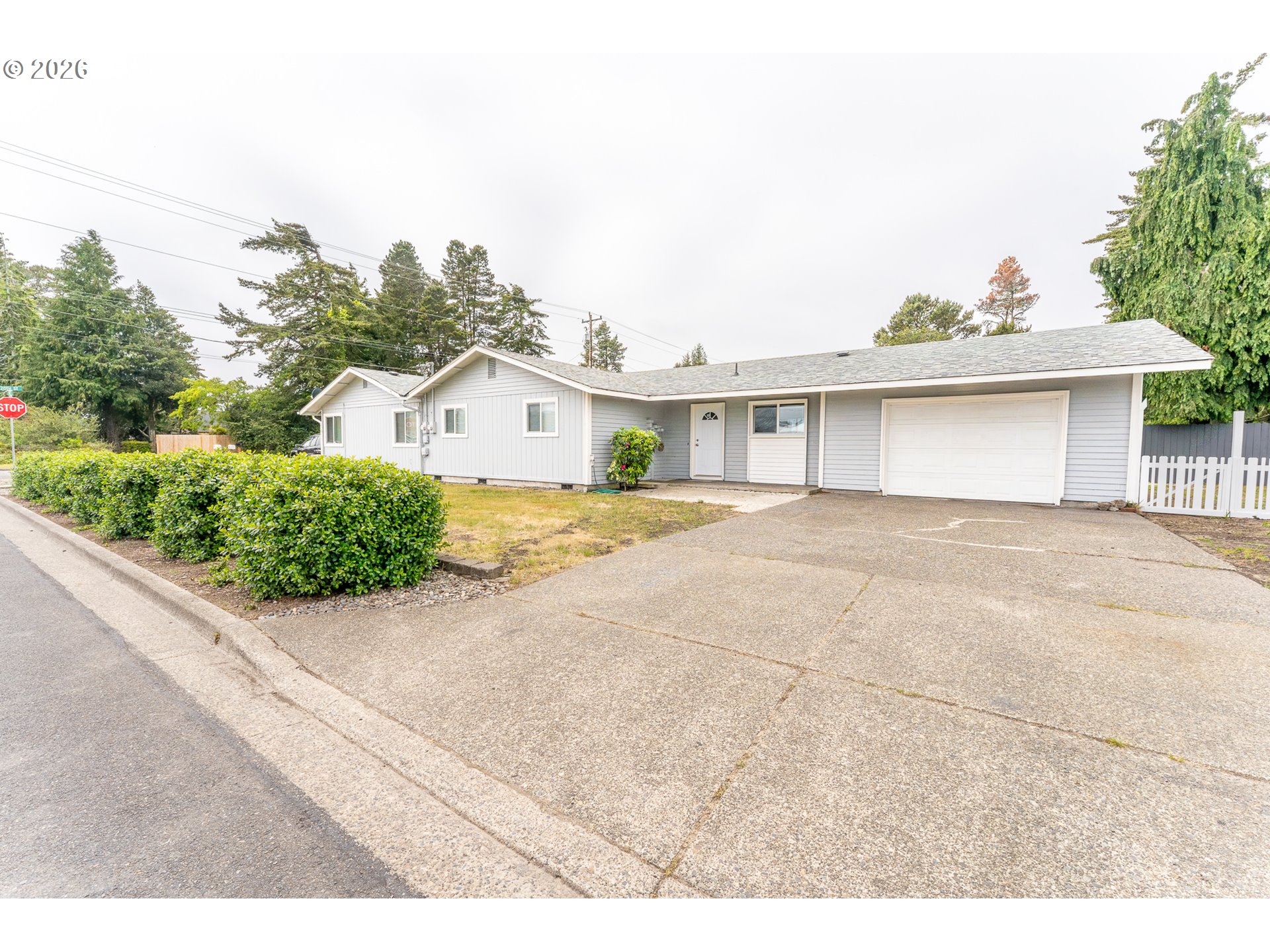 2025 PINE ST, Florence, OR 97439