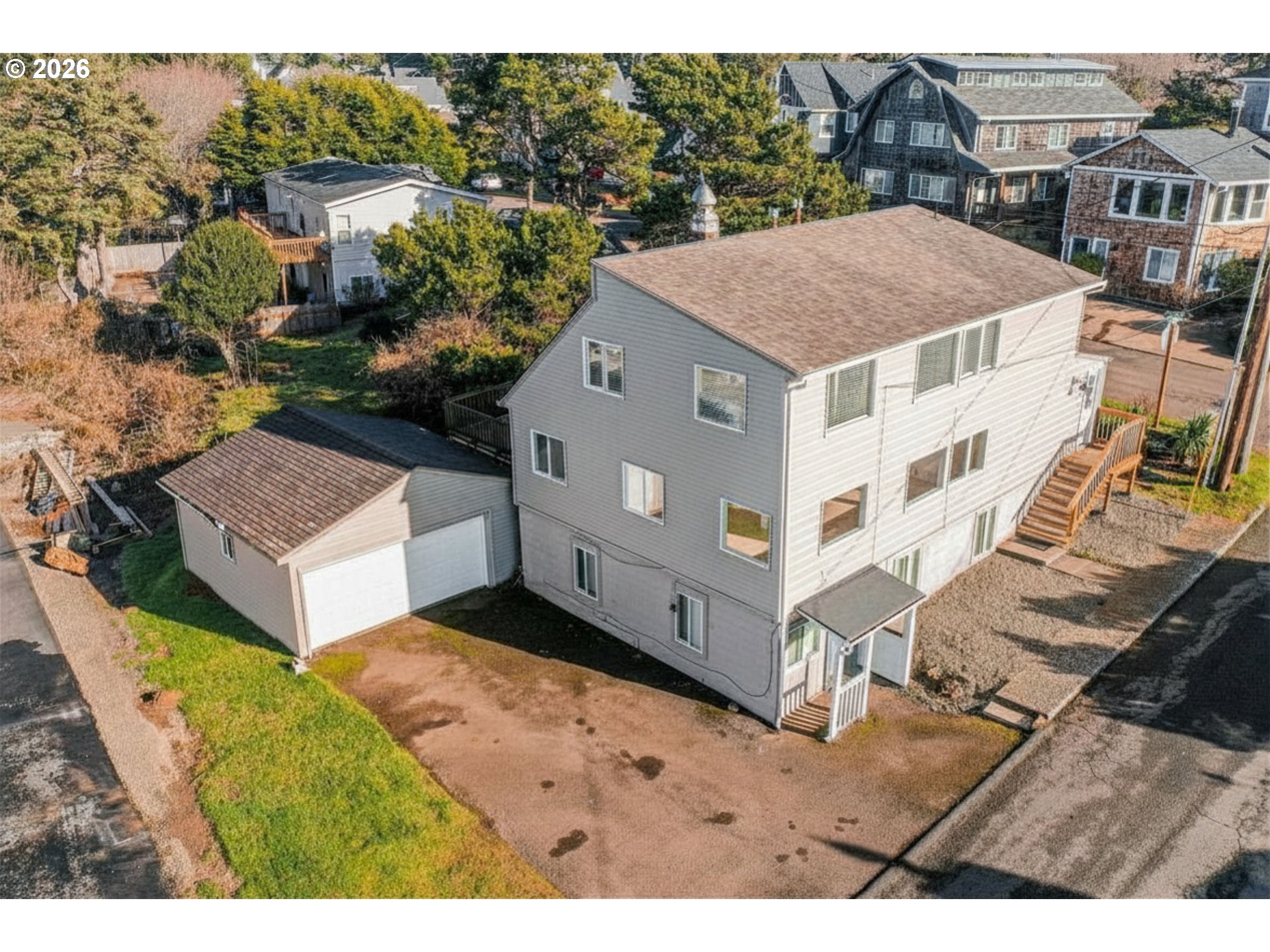 529 32ND ST, LincolnCity, OR 97367