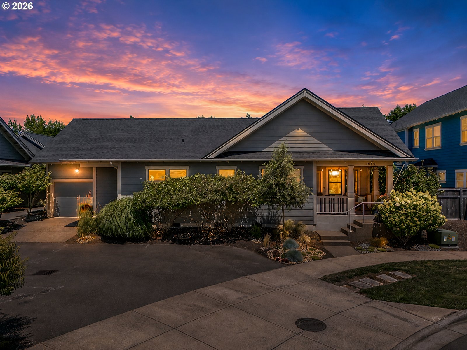 1040 BERKELEY LN, Monmouth, OR 97361