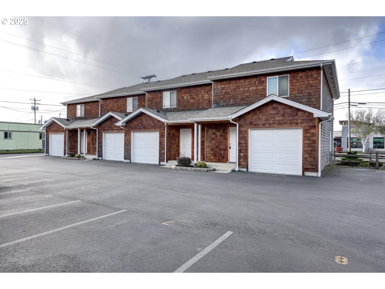 720 740 AVENUE G, Seaside, OR 97138