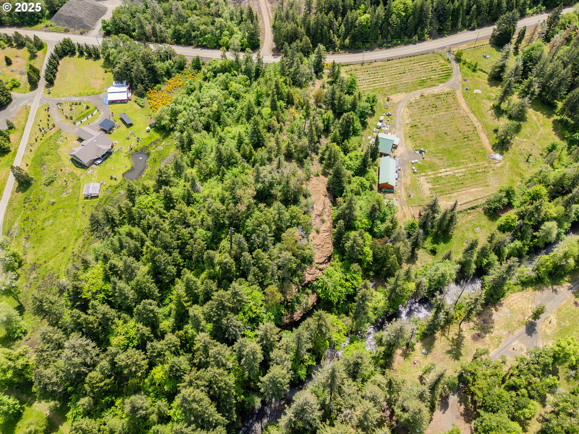 400 NEWBRIDGE RD, Glide, OR 97443