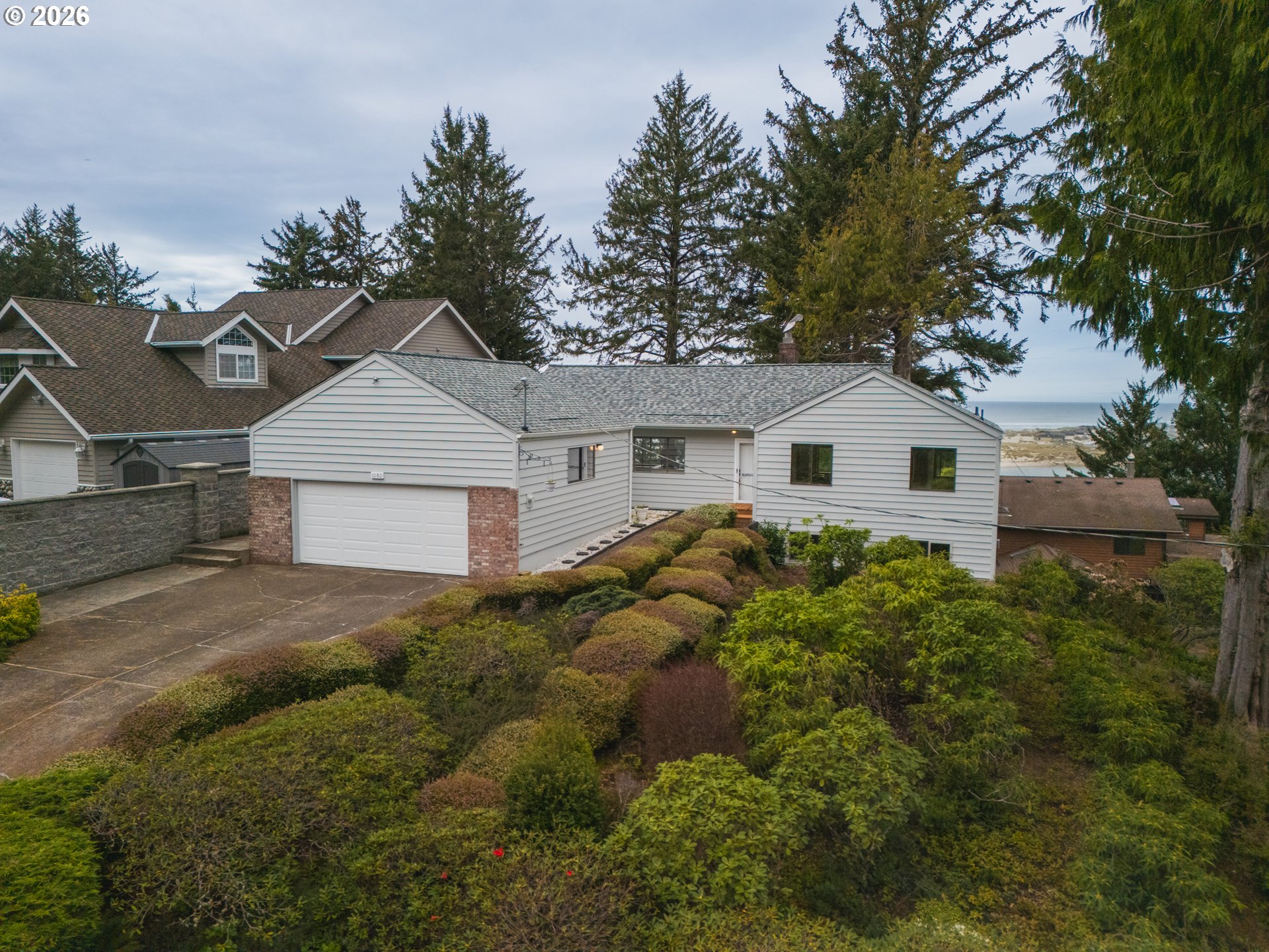 1080 NORWOOD DR, Waldport, OR 97394