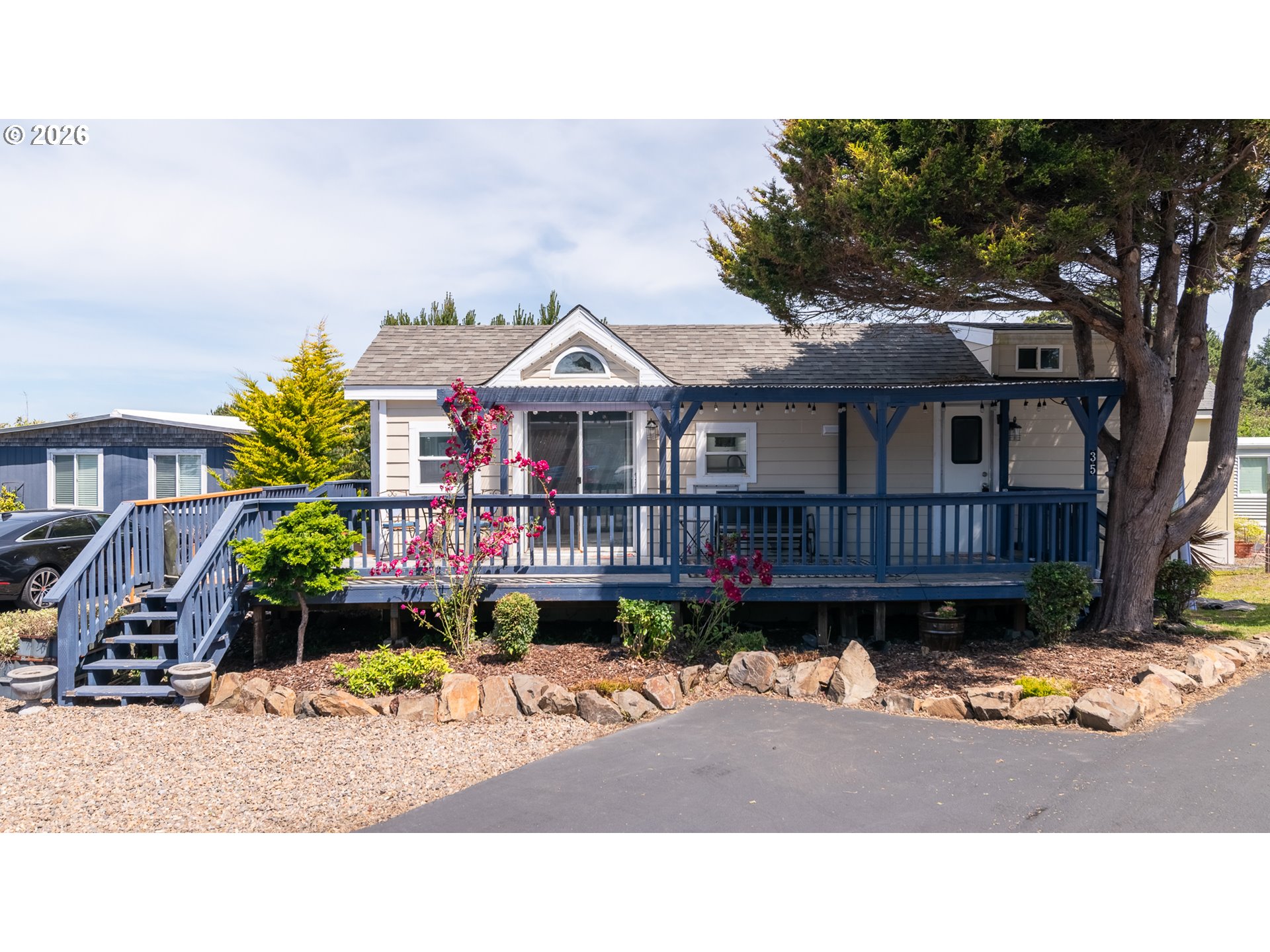 4875 HIGHWAY 101, DepoeBay, OR 97341