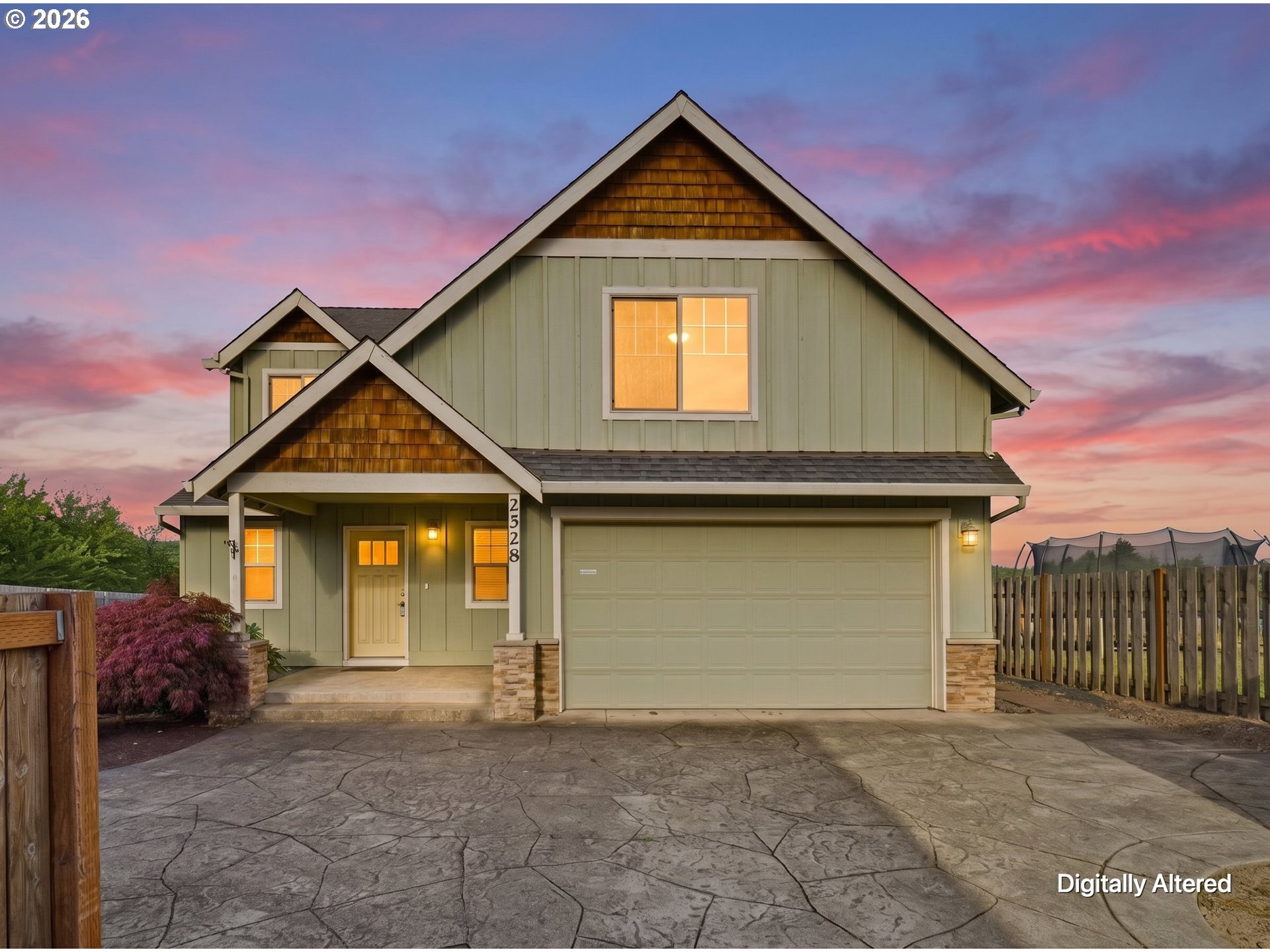 2528 CRATER LN, Newberg, OR 97132