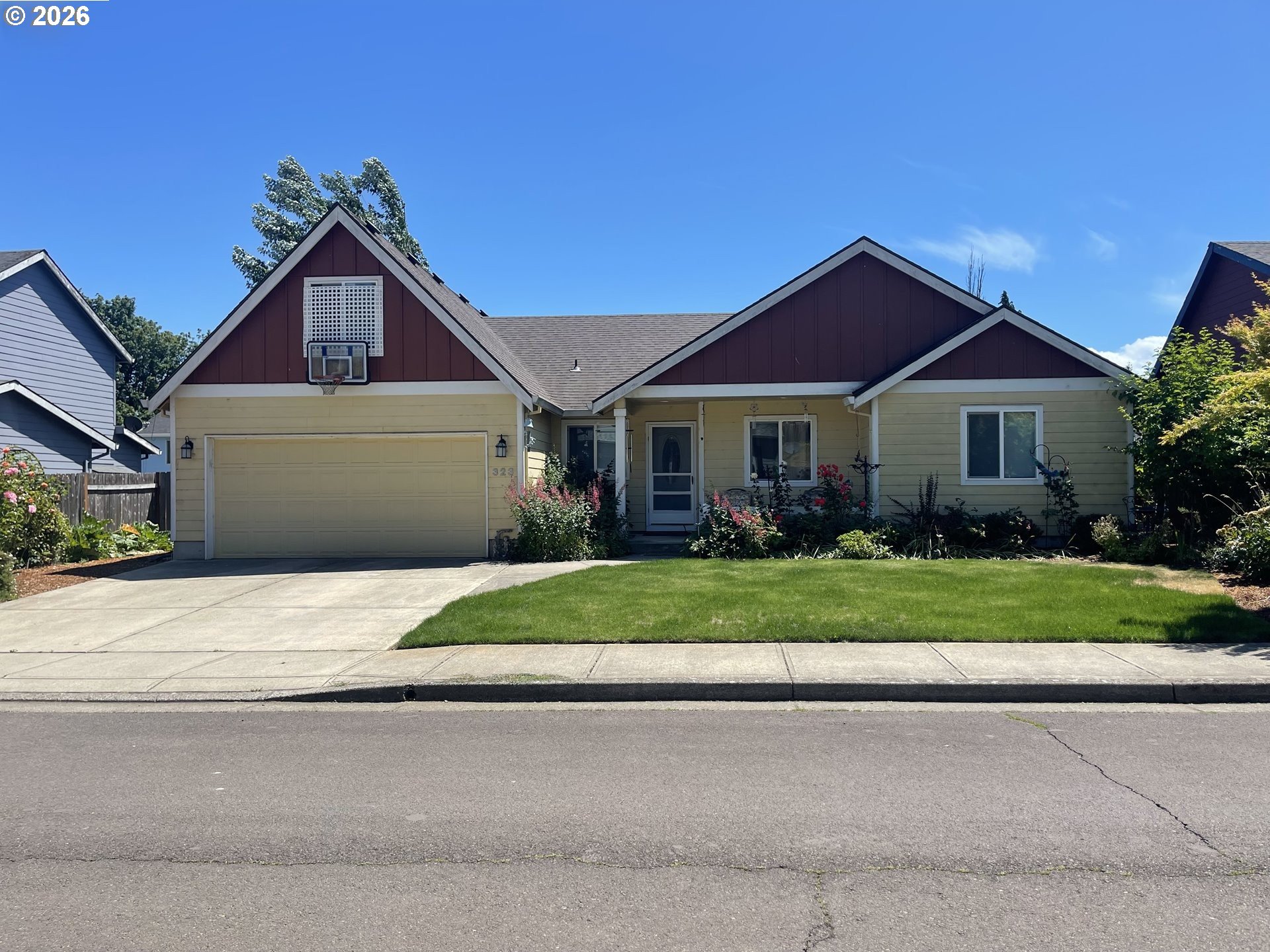 323 PACIFIC HILLS DR, Willamina, OR 97396