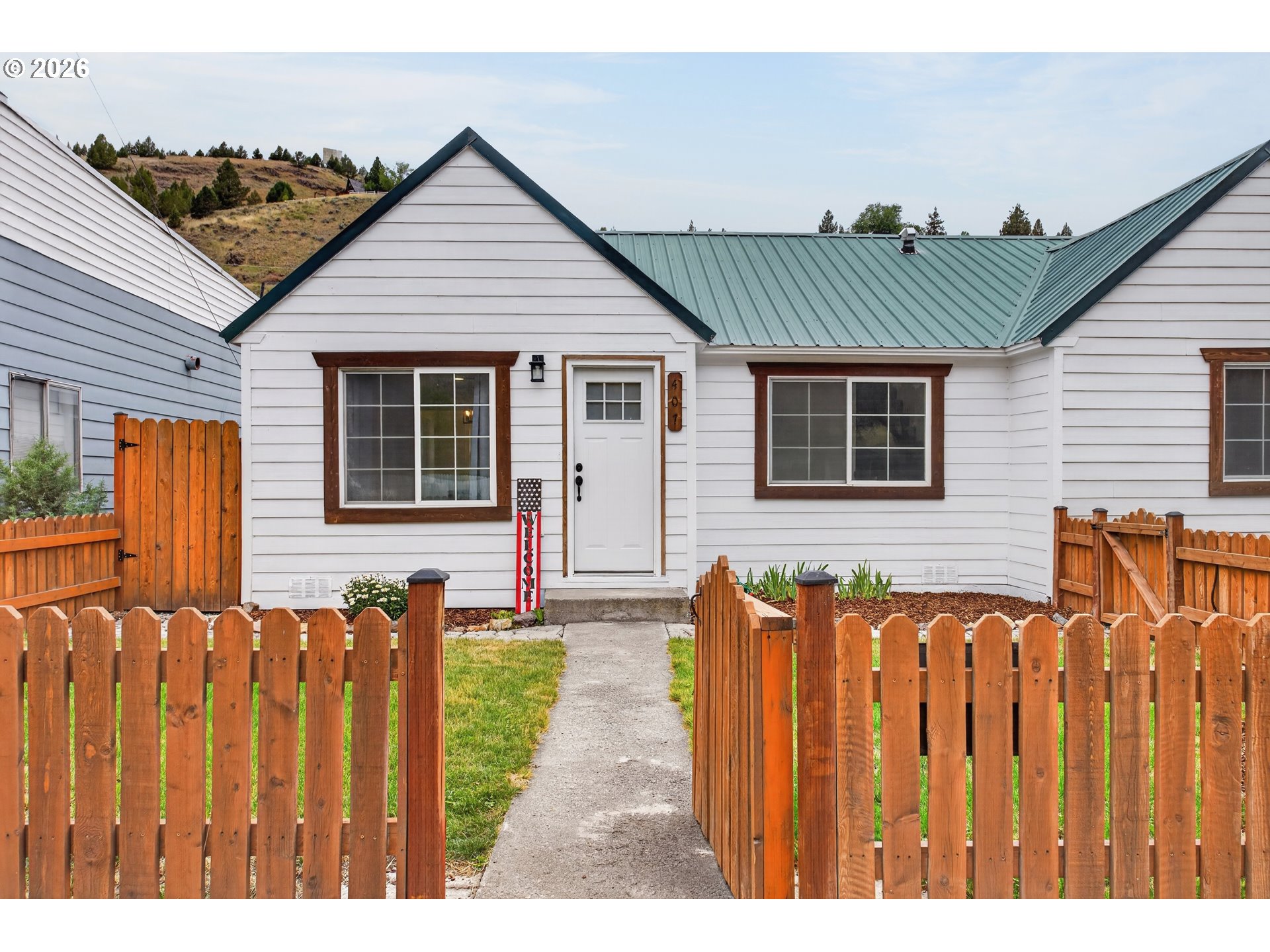 407 CANYON BLVD, JohnDay, OR 97845
