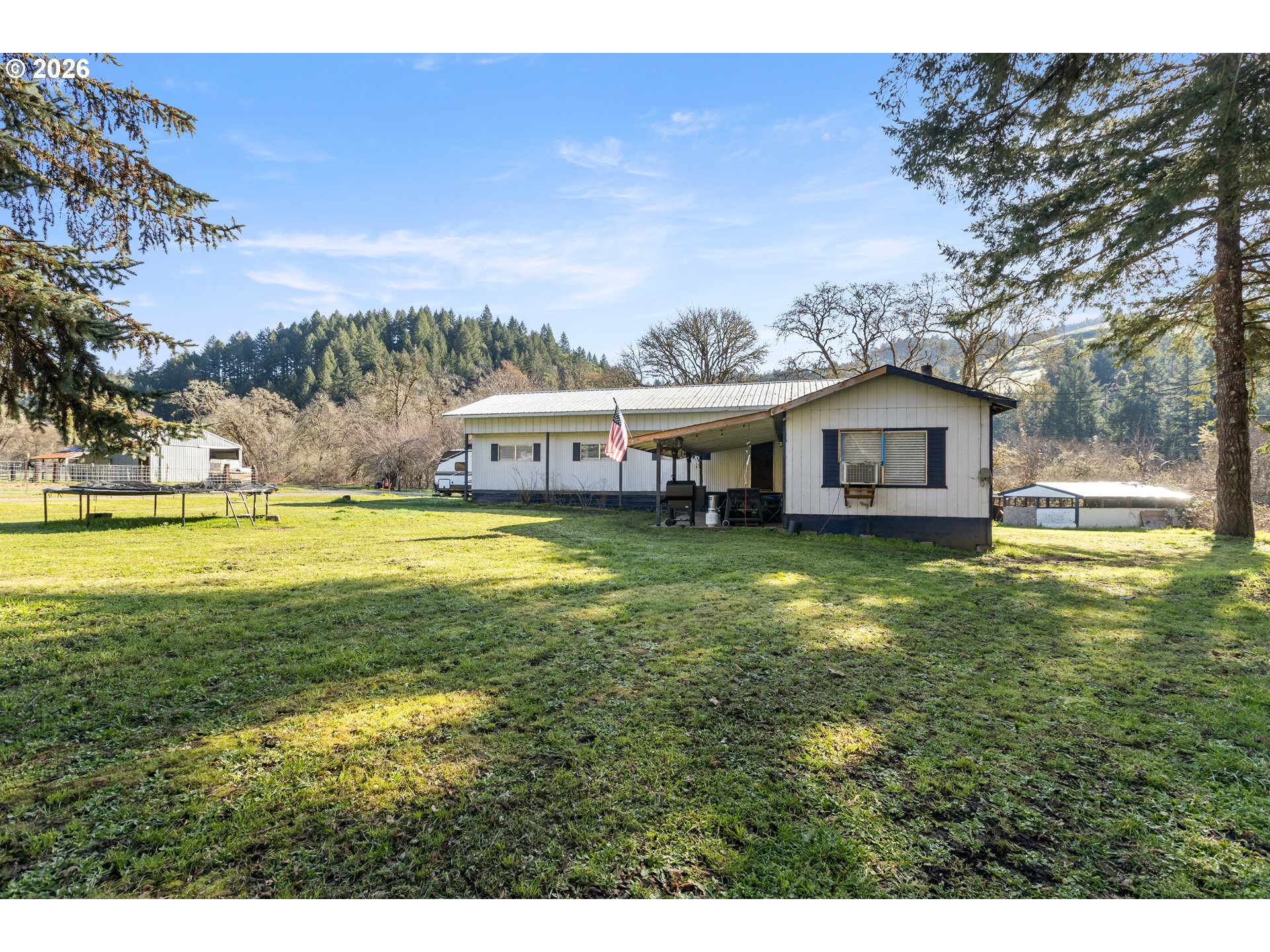 3197 BILGER CREEK RD, MyrtleCreek, OR 97457