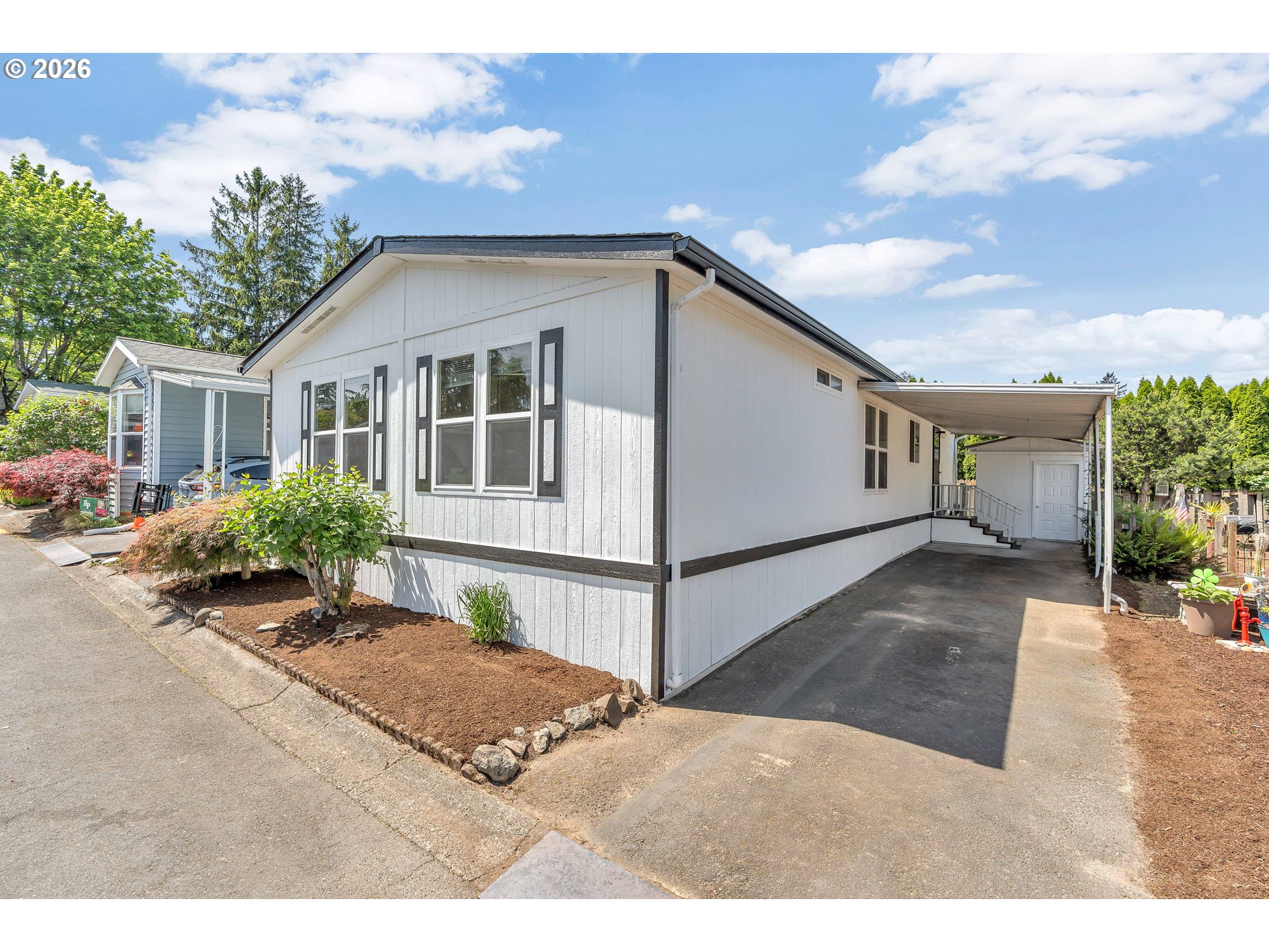 21100 SANDY BLVD, Fairview, OR 97024