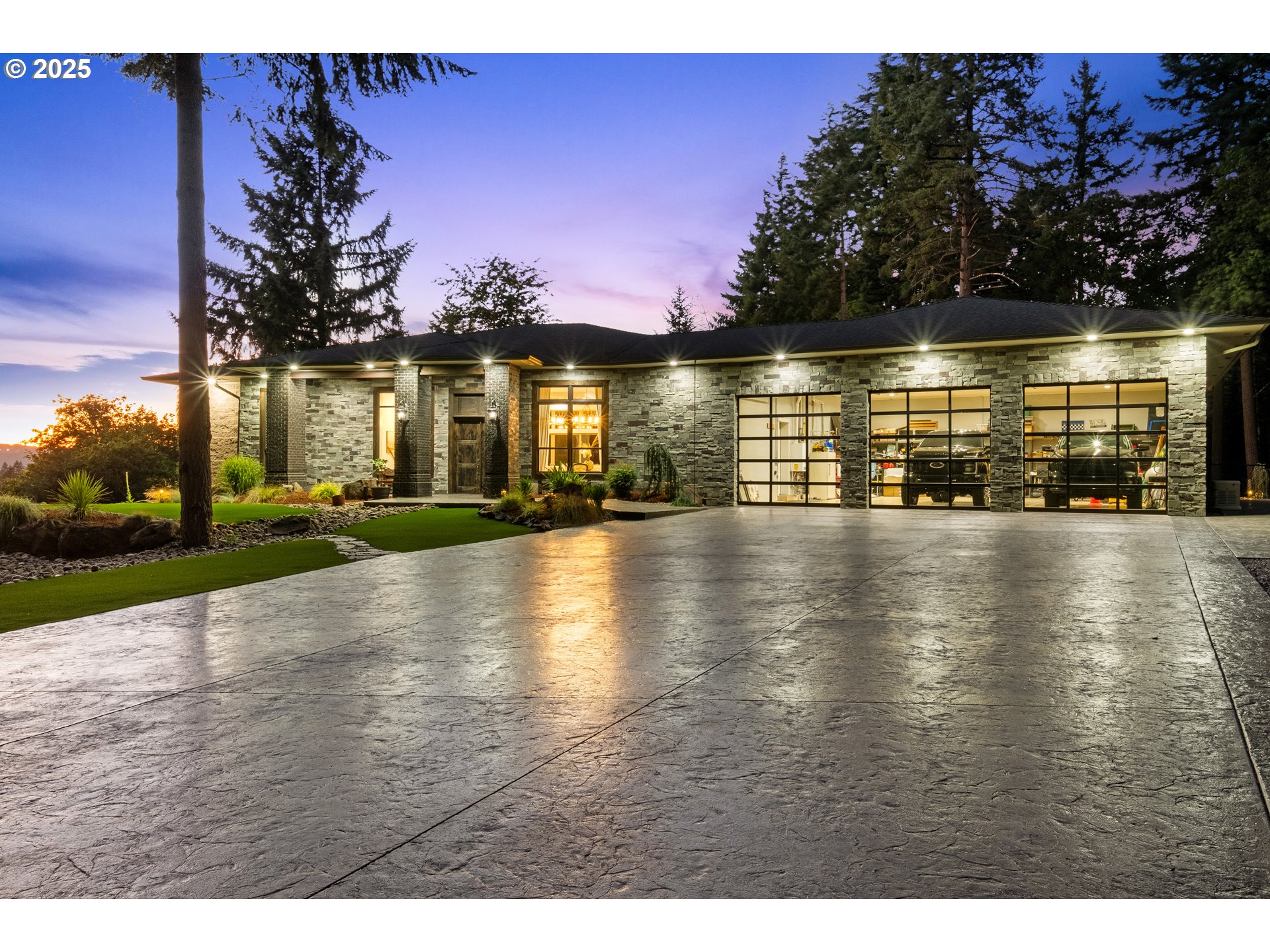 4005 CLOUDVIEW DR, Salem, OR 97302