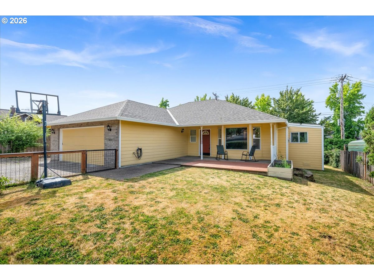 250 FOREST PL, ForestGrove, OR 97116