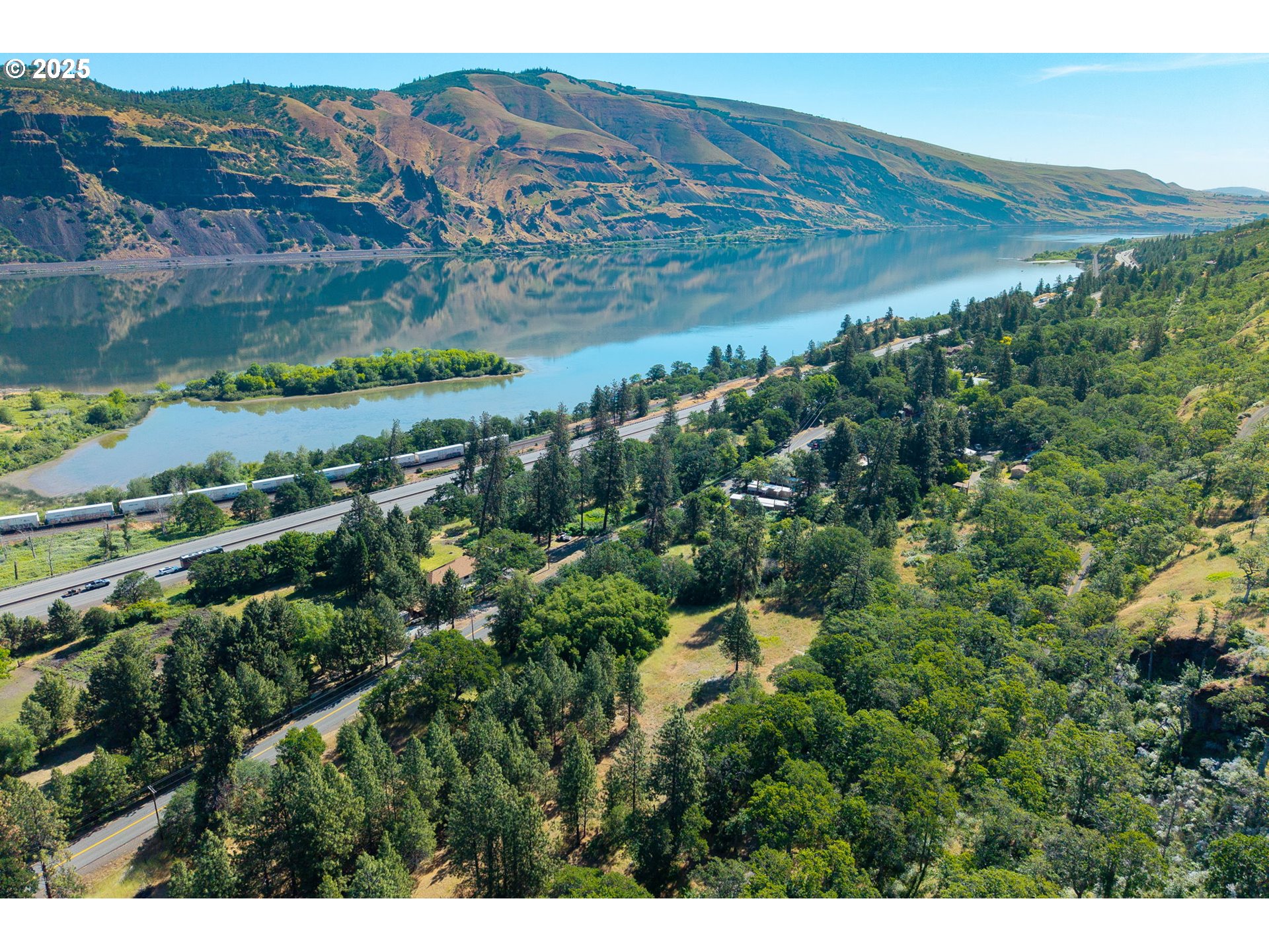 Hwy 30W, TheDalles, OR 97058