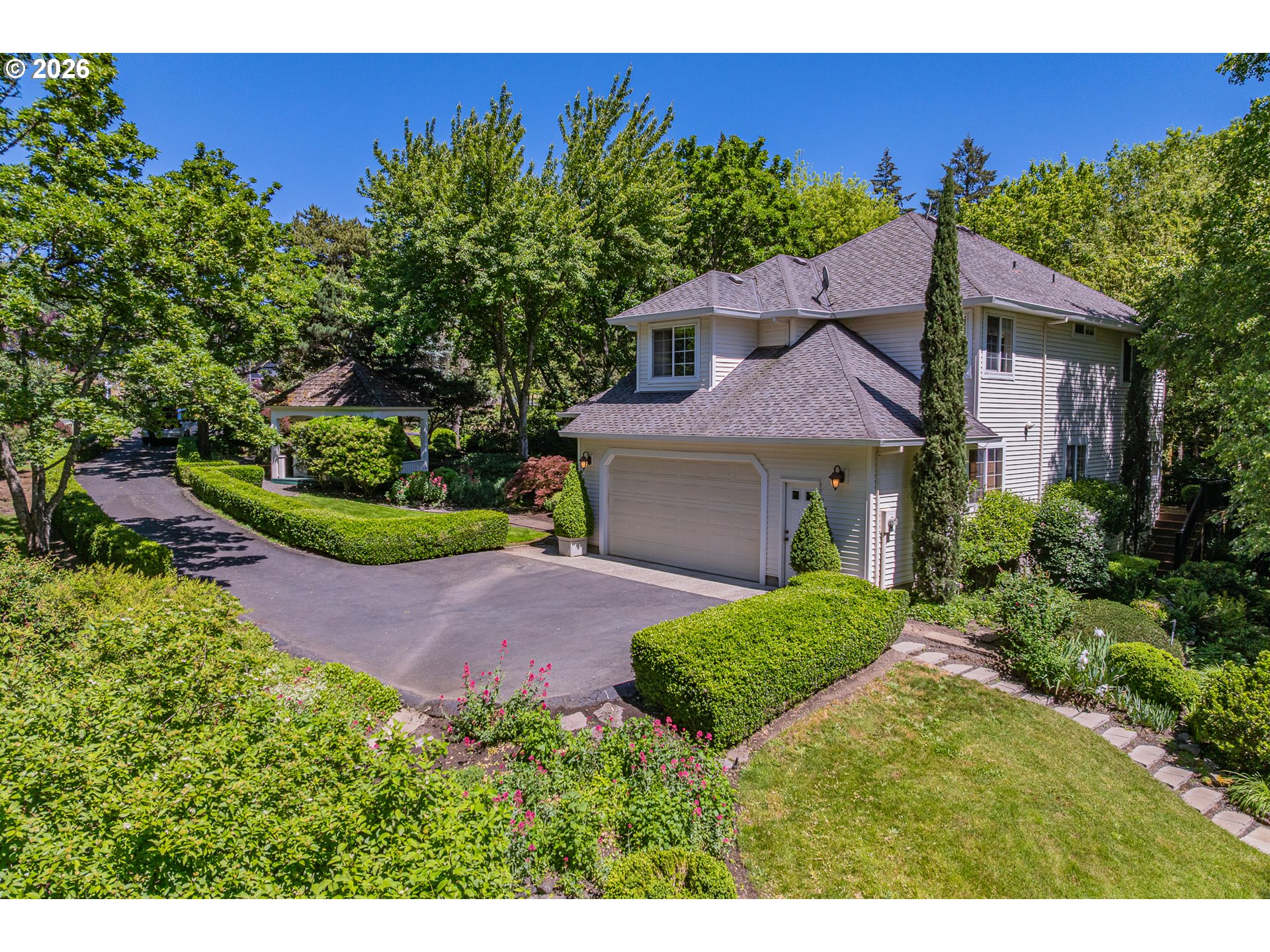 2770 ROBERTS LN, Newberg, OR 97132