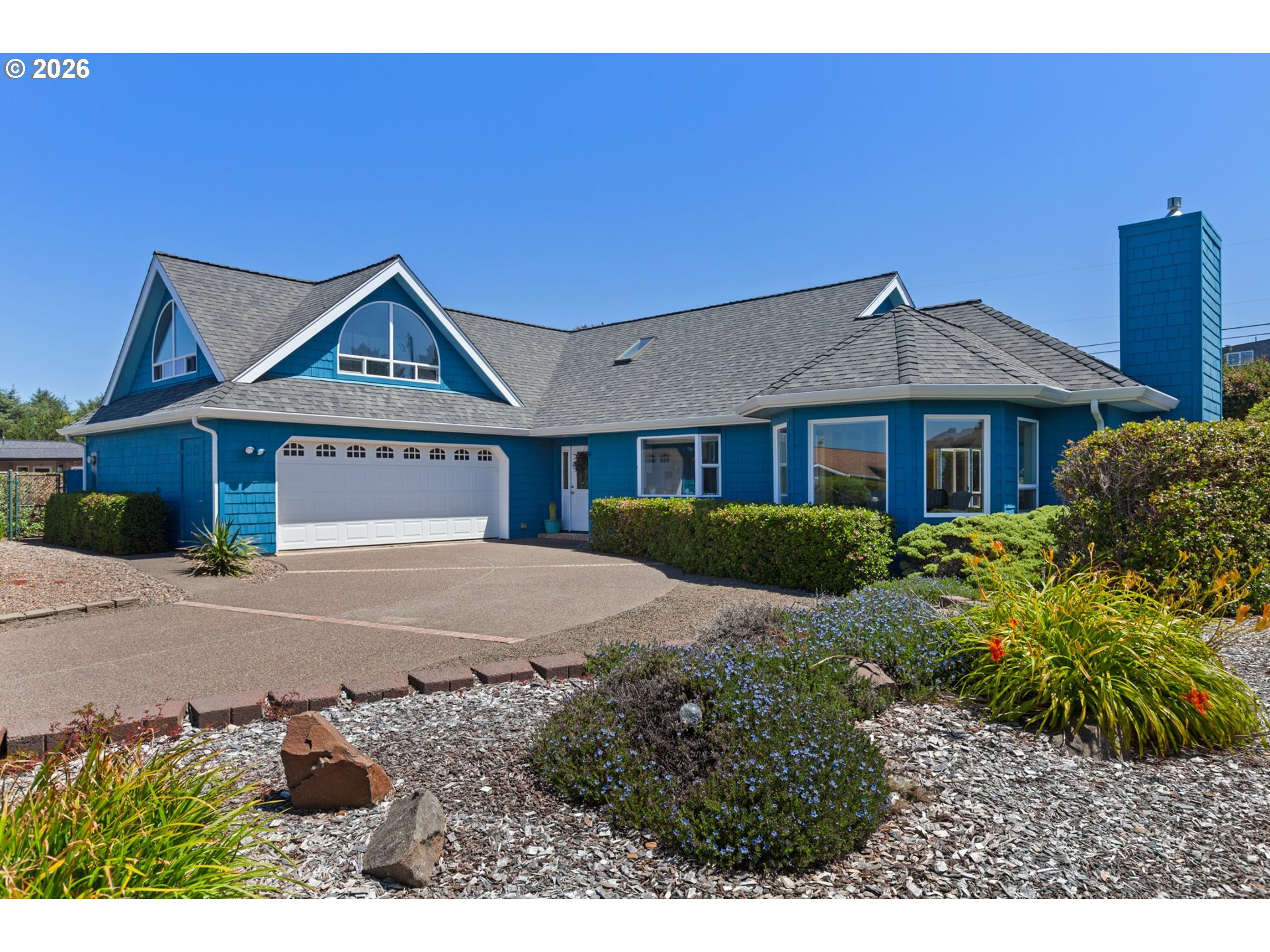 195 FISHING ROCK DR, DepoeBay, OR 97341