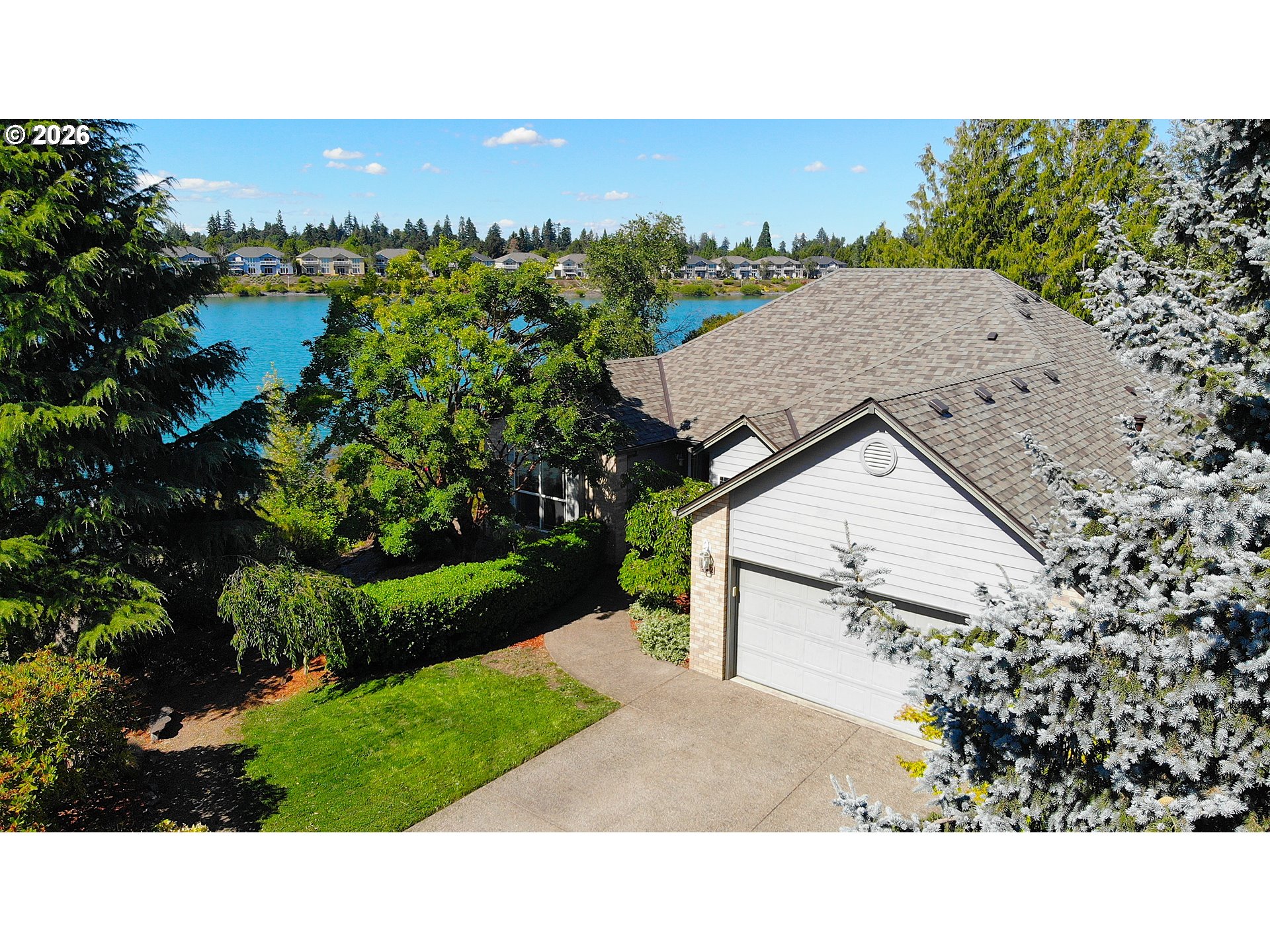 422 LAKEFAIR CIR, Keizer, OR 97303