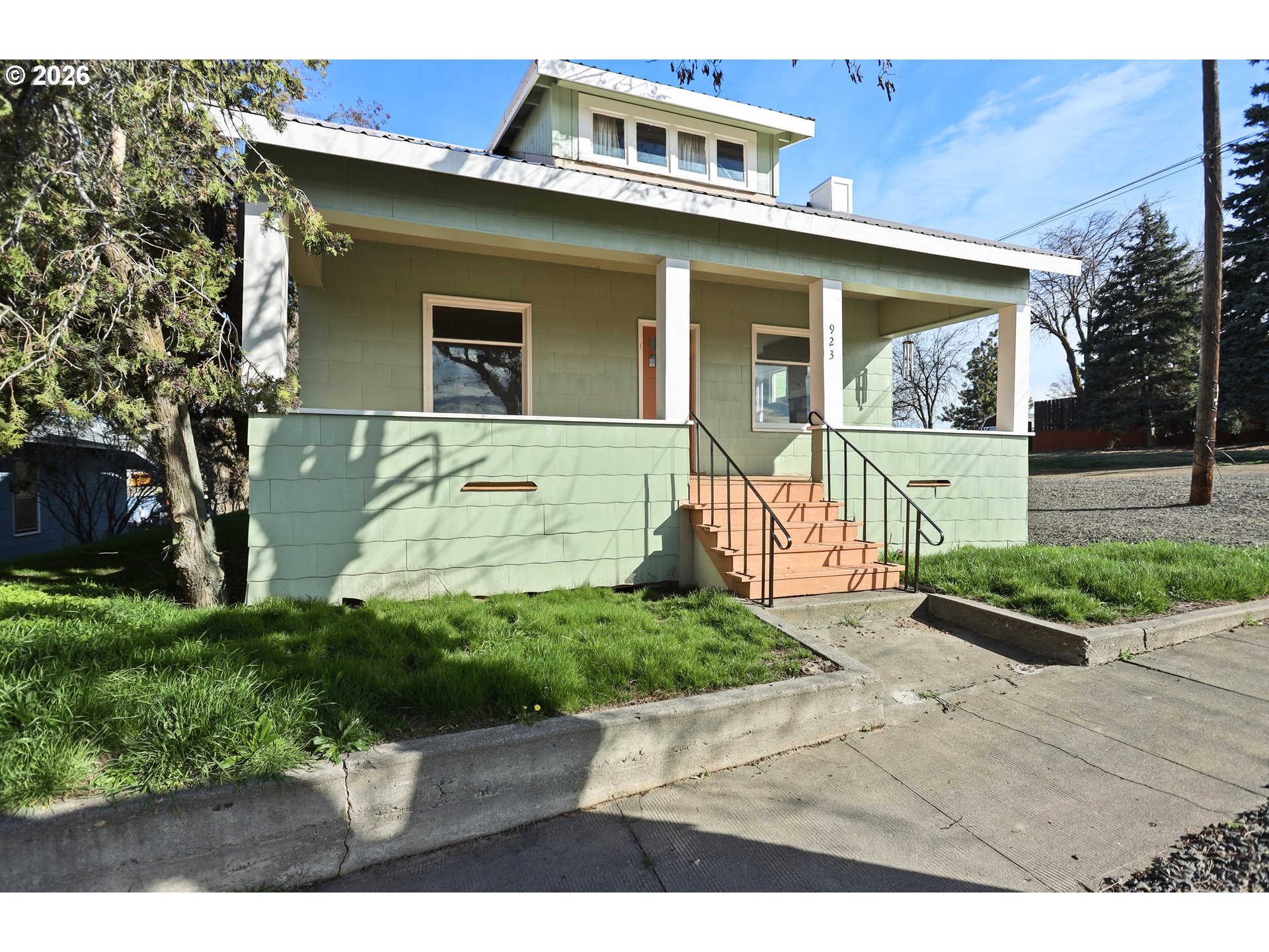 923 FULTON ST, Wasco, OR 97065