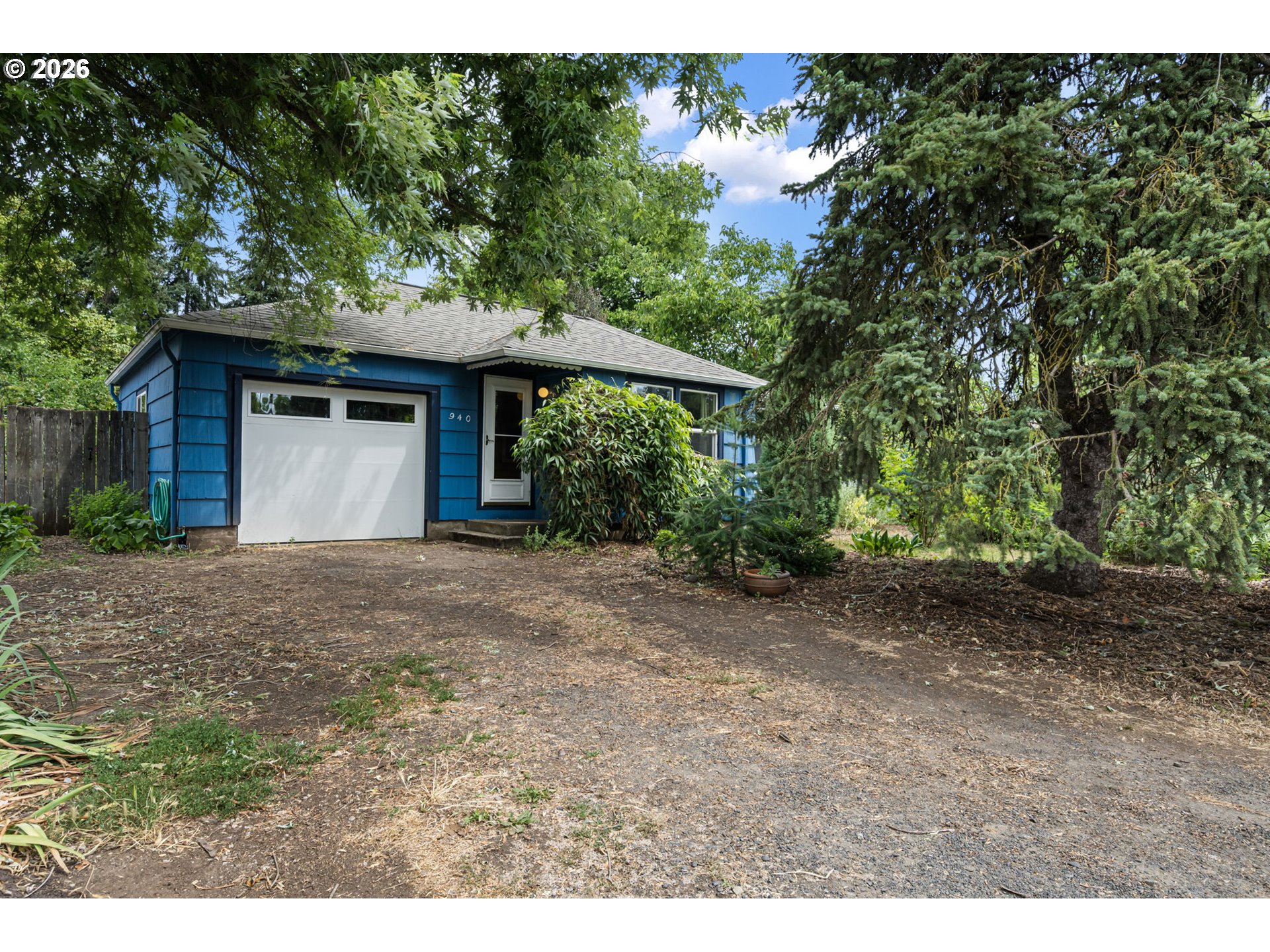 940 N ST, Springfield, OR 97477