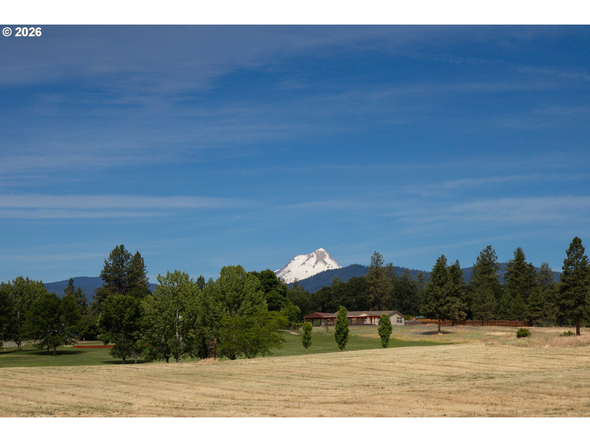 10 COUNTY RD, TyghValley, OR 97063