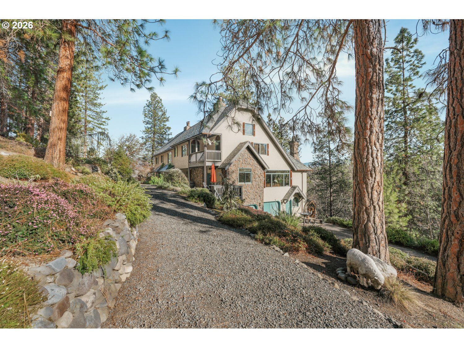 309 GRANITE ST, Ashland, OR 97520