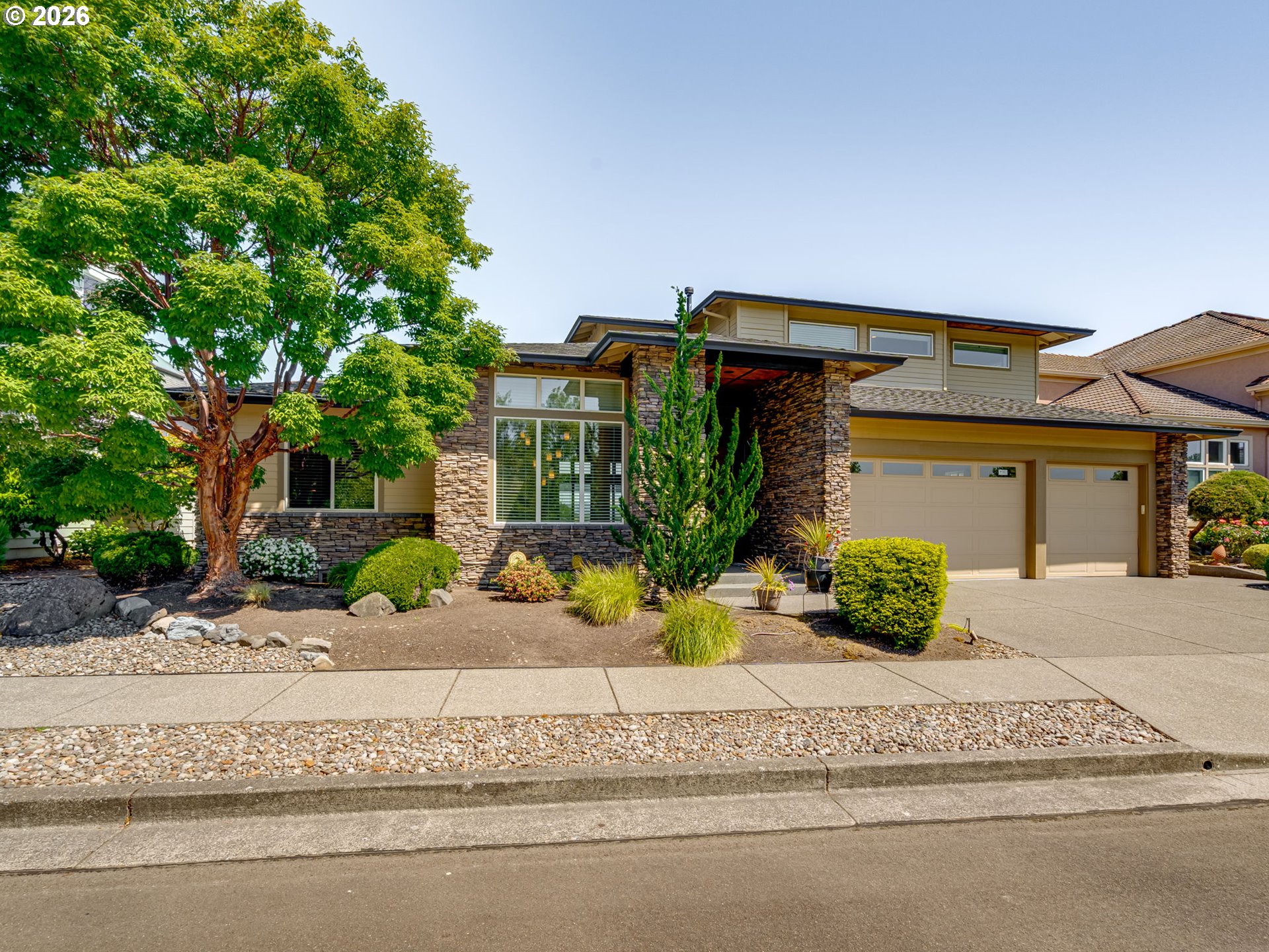 4066 FAIRVIEW LAKE WAY, Fairview, OR 97024