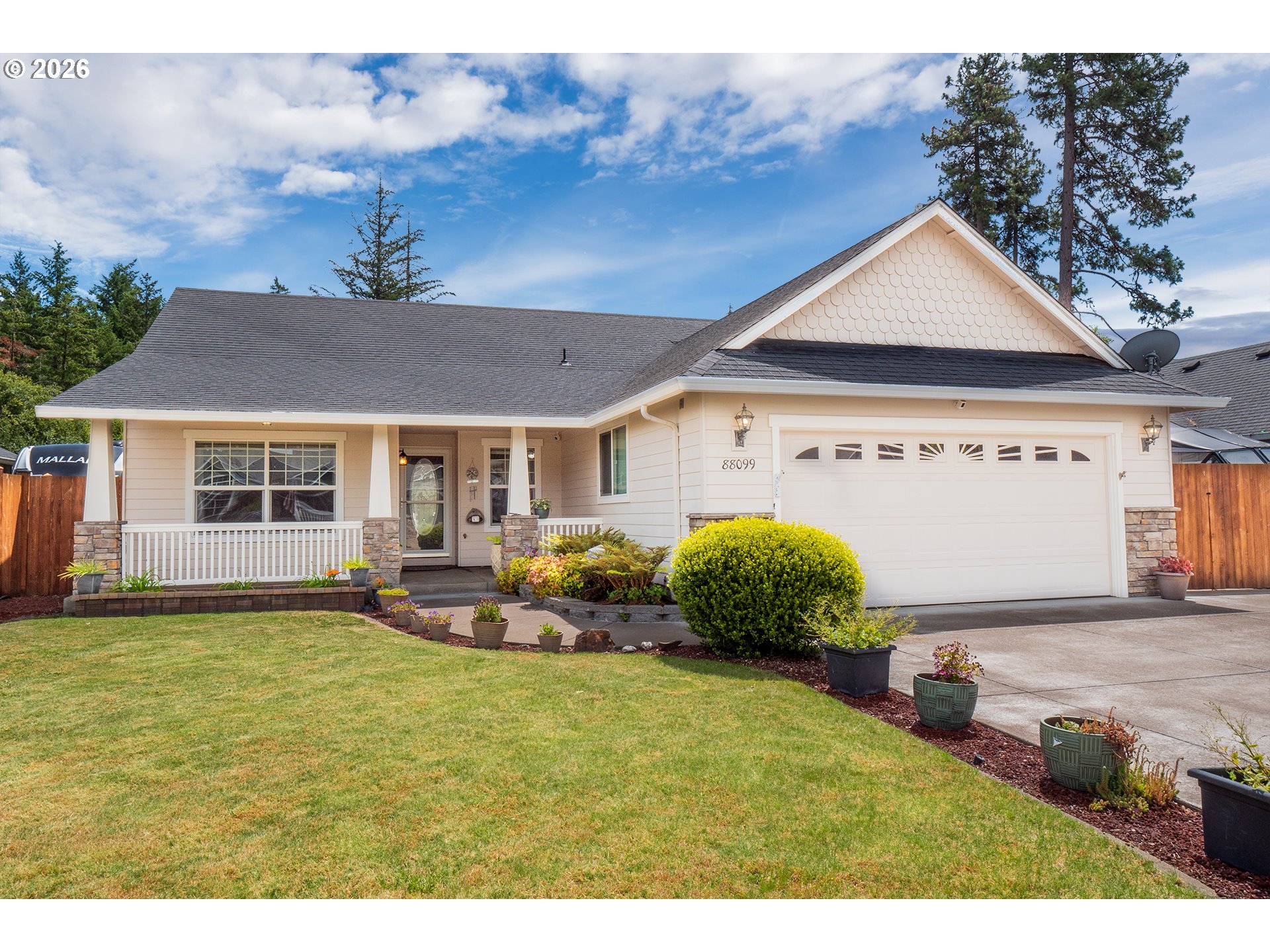 88099 LINDSAY LN, Veneta, OR 97487
