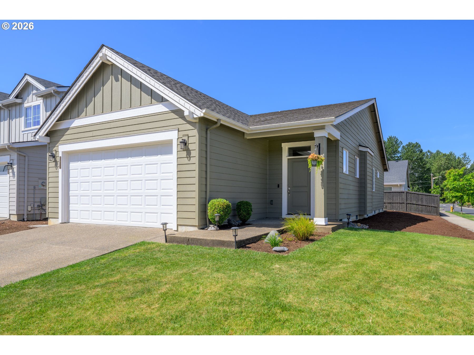 1423 CAMPANELLA WAY, Estacada, OR 97023