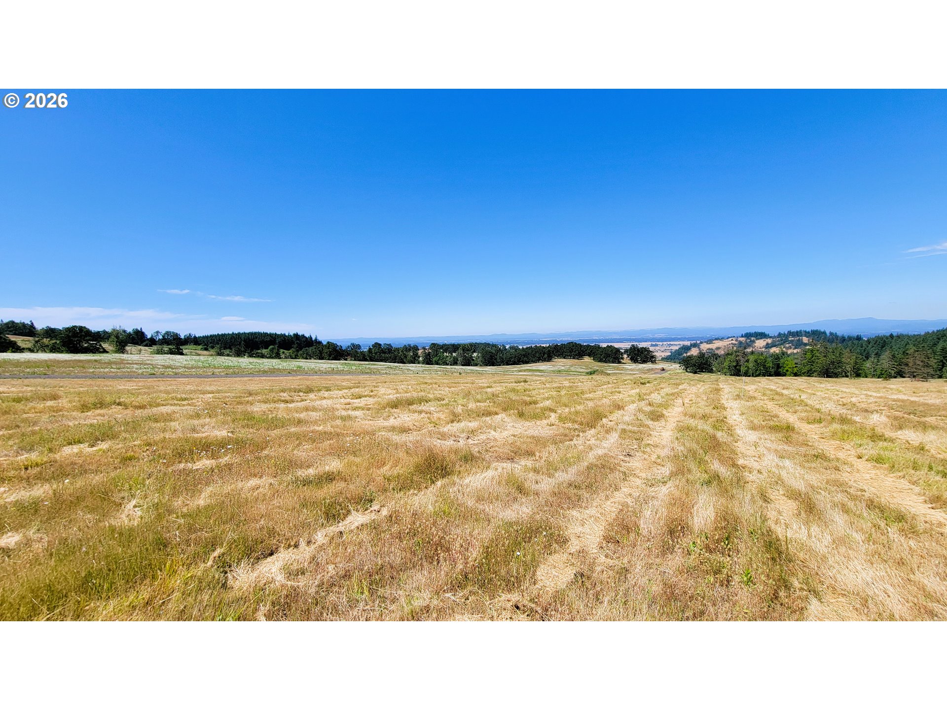 34088 Mt Tom DR, Harrisburg, OR 97446
