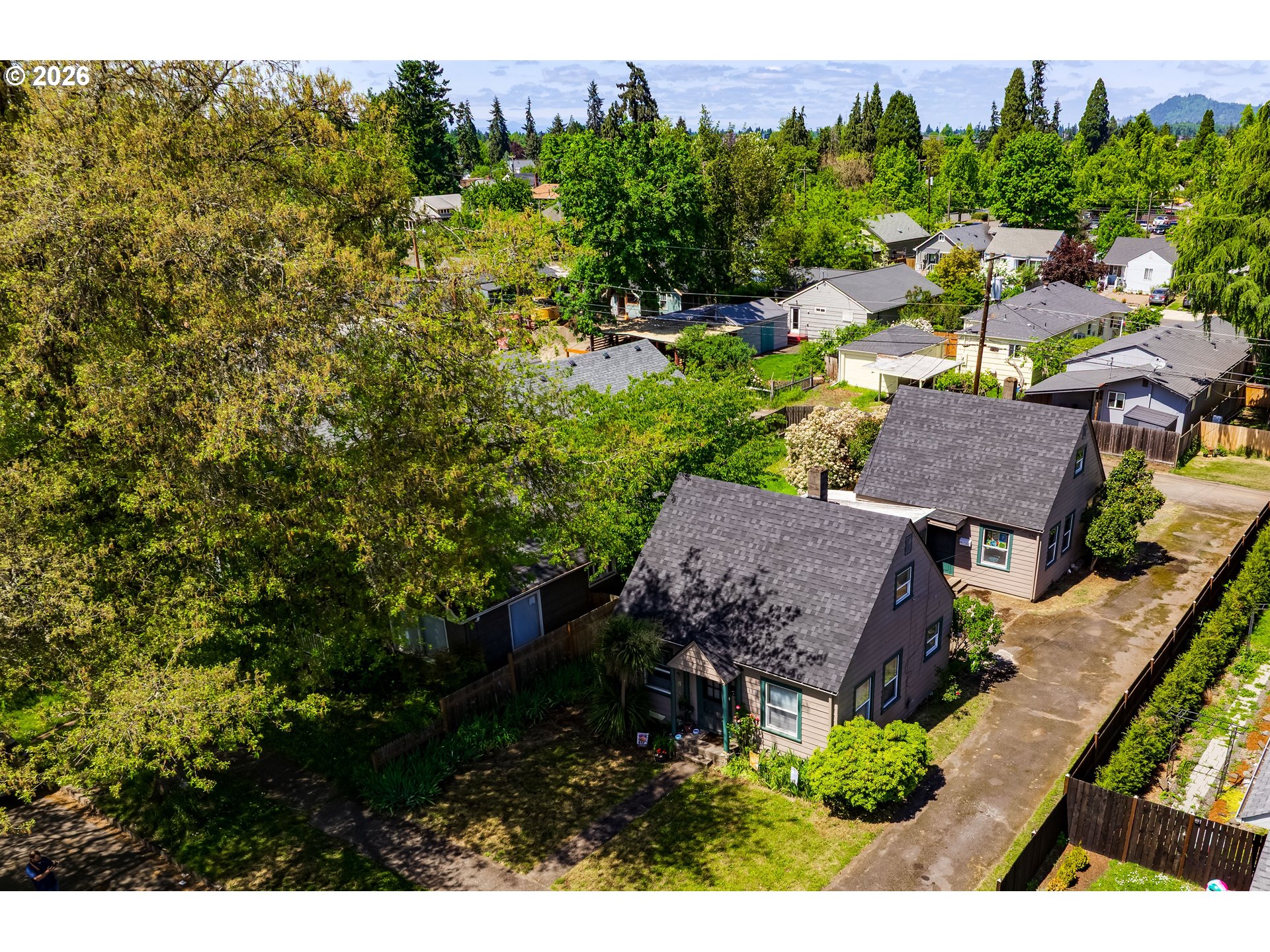 650/656 F ST, Springfield, OR 97477