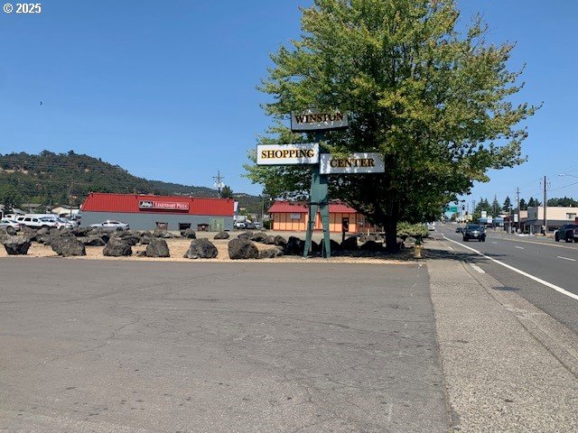 MAIN ST, Winston, OR 97496
