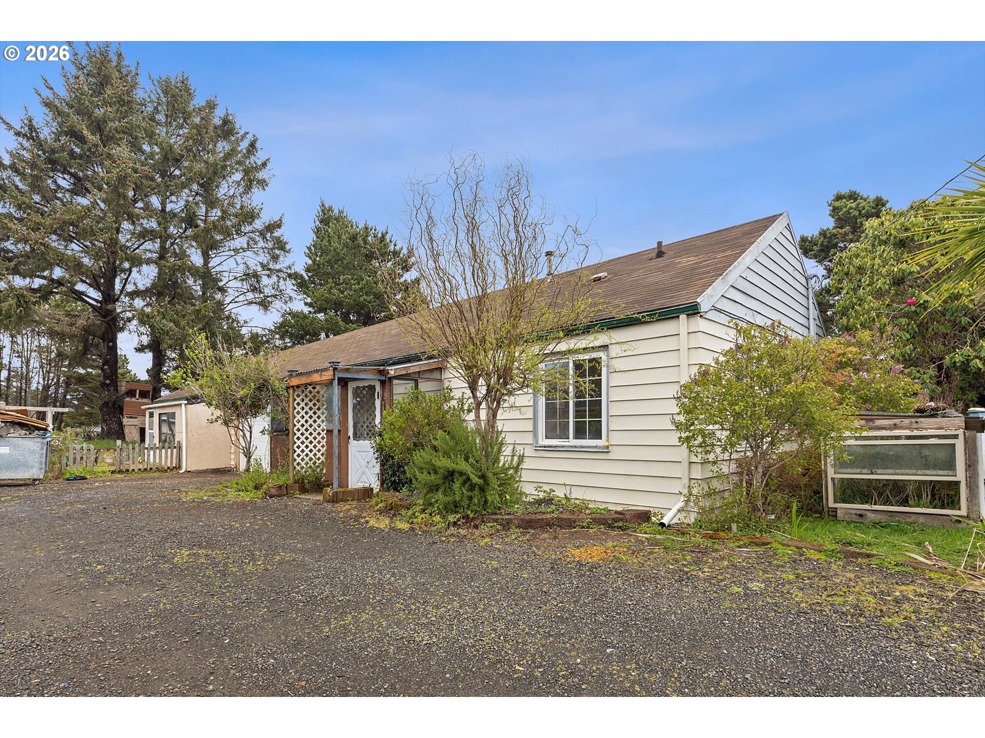 1035 15TH ST, LincolnCity, OR 97367