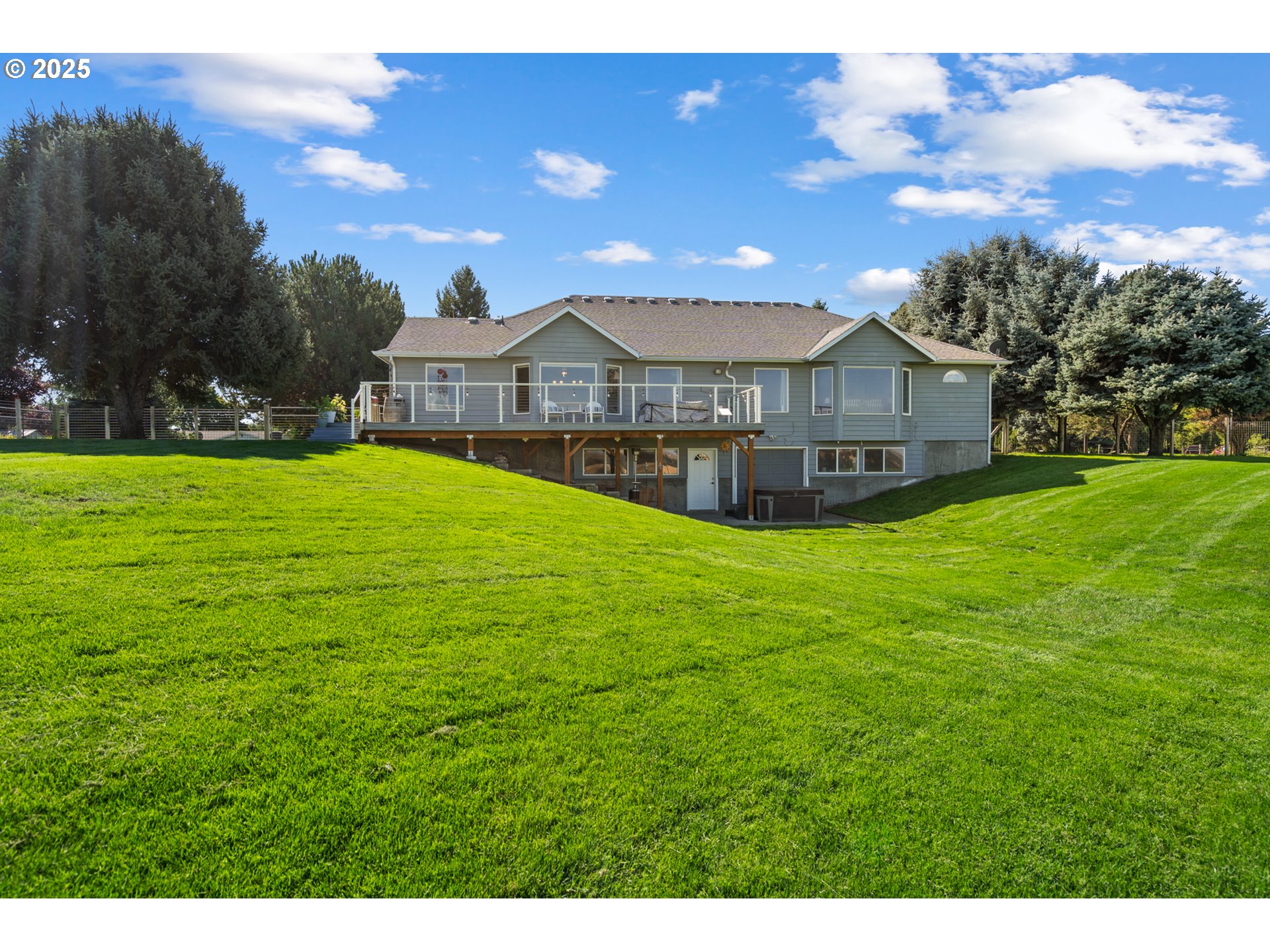 75077 OREGON LN, Irrigon, OR 97844