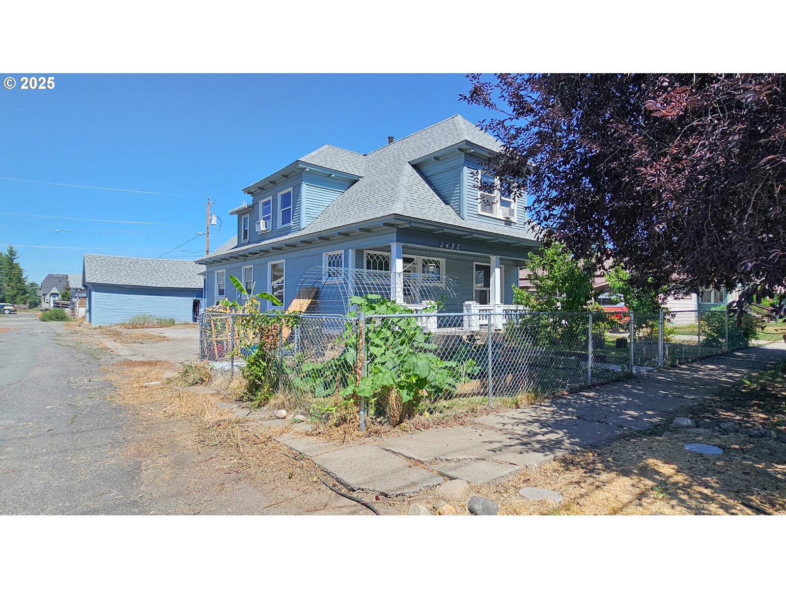 2438 Auburn AVE, BakerCity, OR 97814