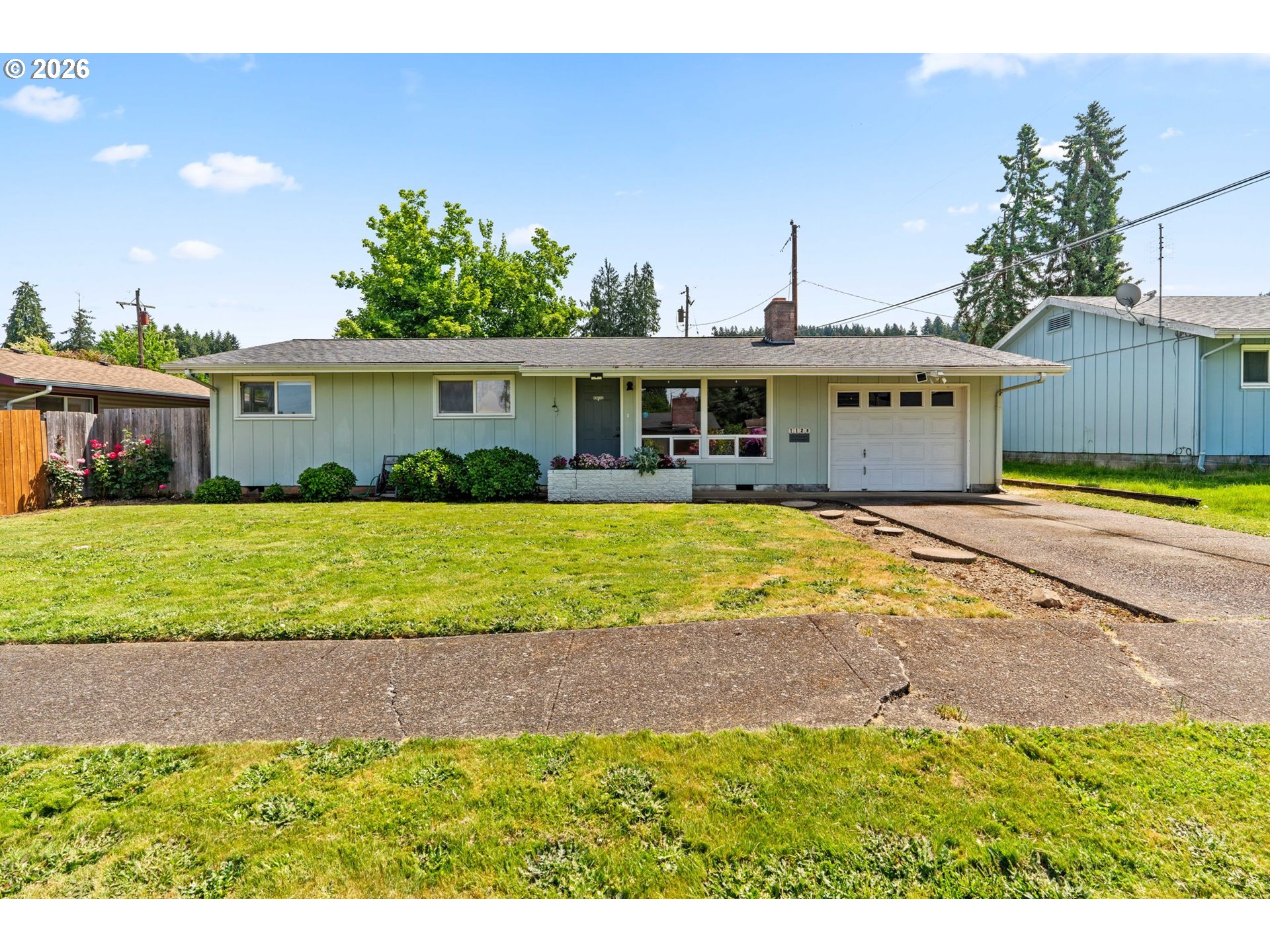 1128 11TH ST, CottageGrove, OR 97424