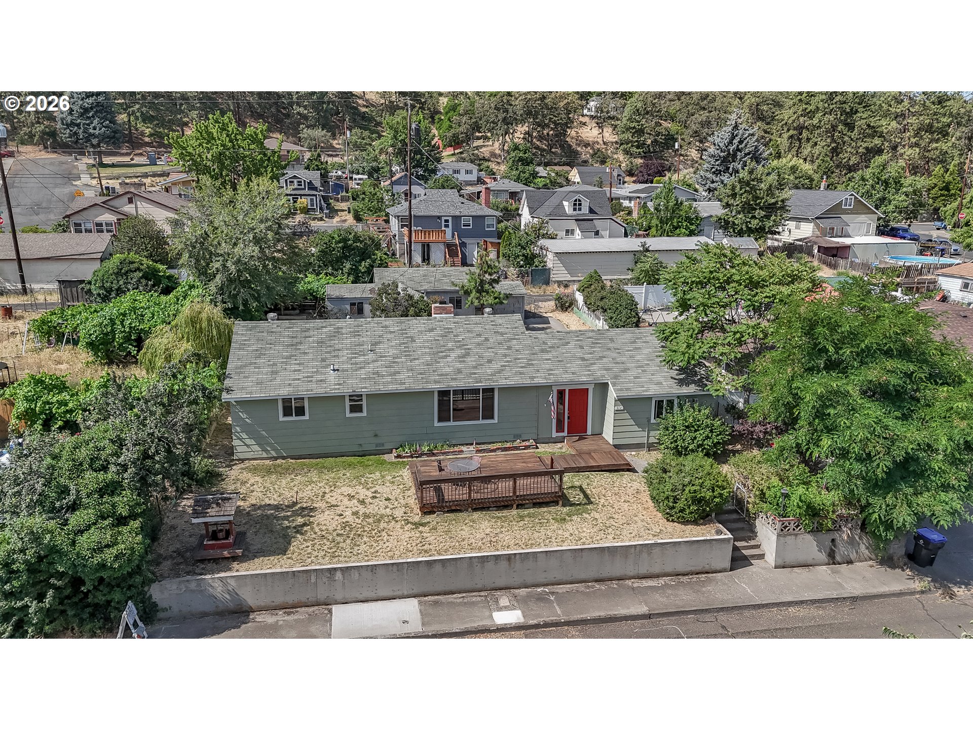 214 13TH ST, TheDalles, OR 97058