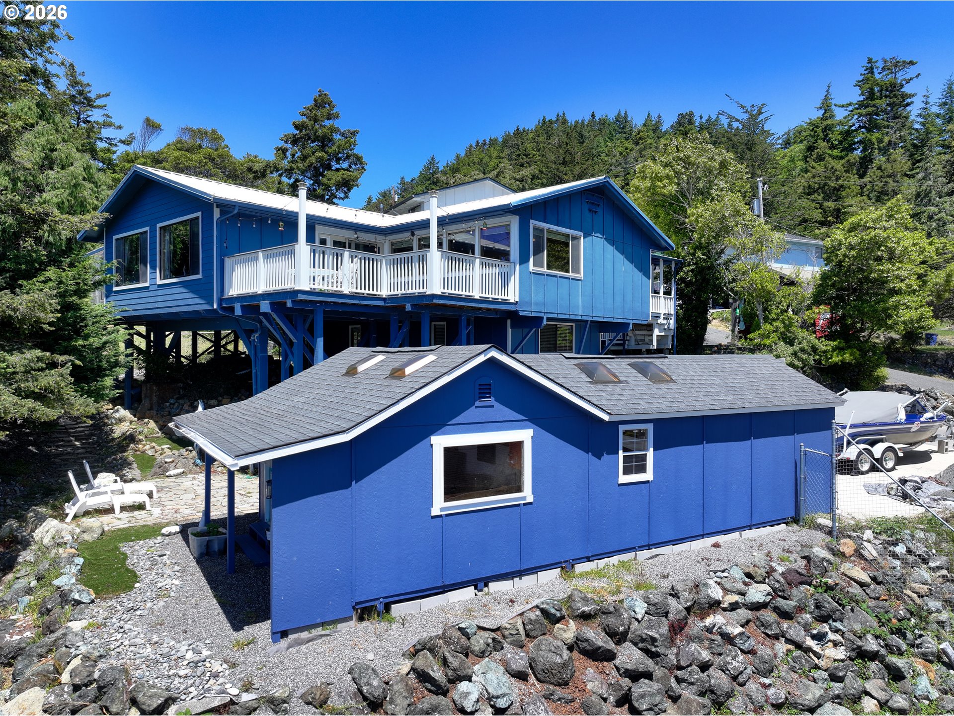 29790 HOUND DOG RD, GoldBeach, OR 97444