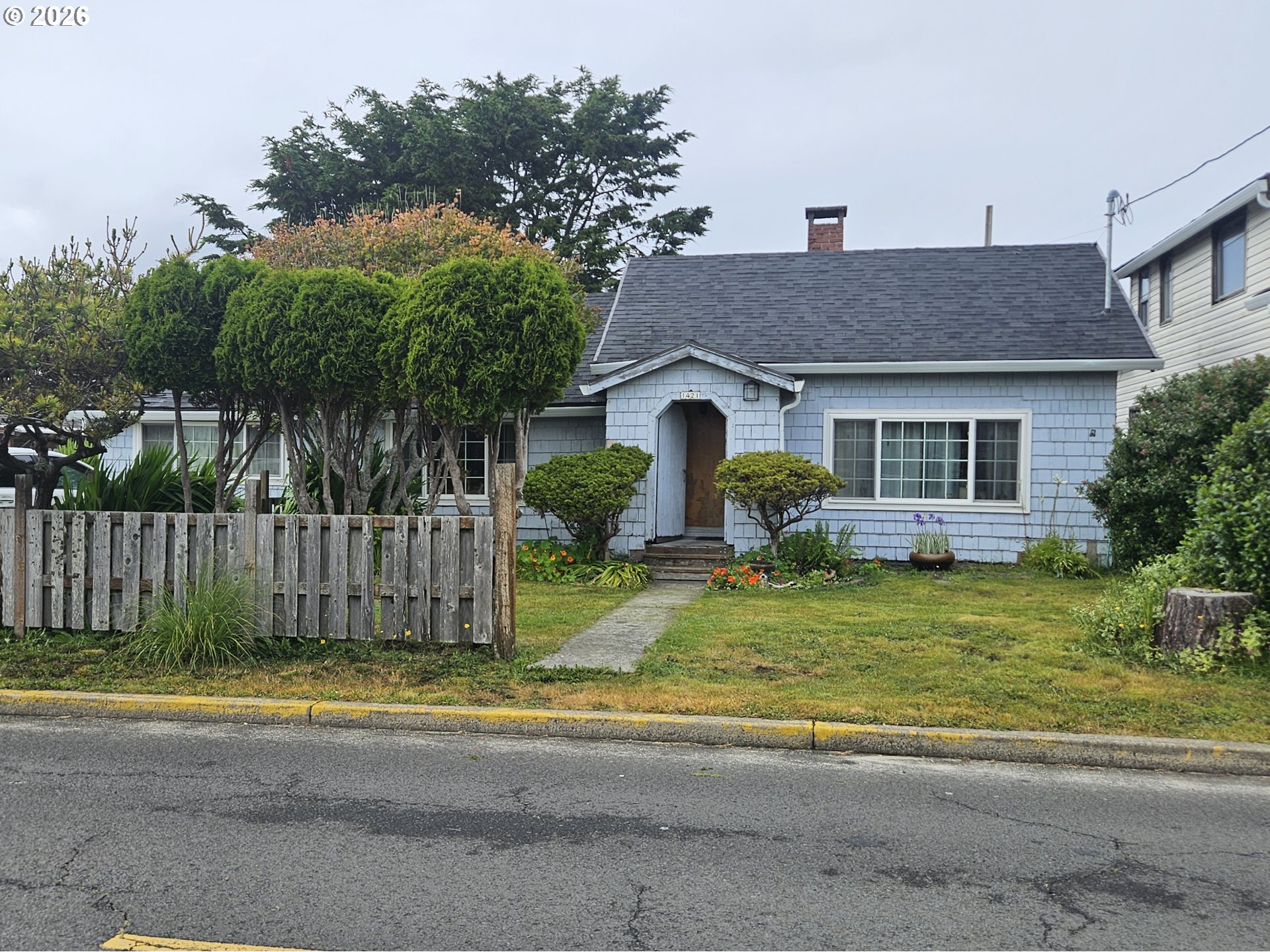 1421 17TH ST, LincolnCity, OR 97367