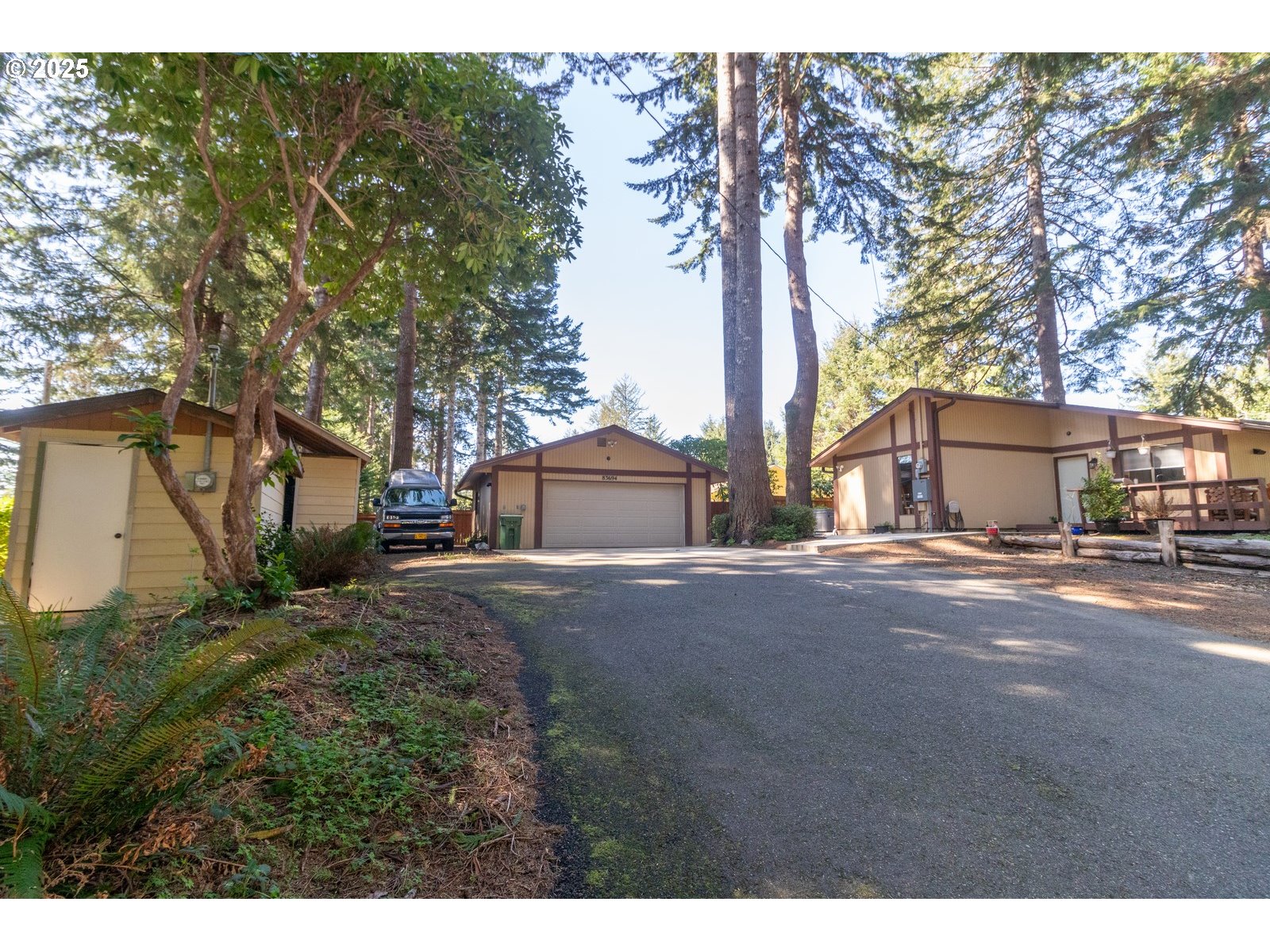 83694 ERHART RD, Florence, OR 97439