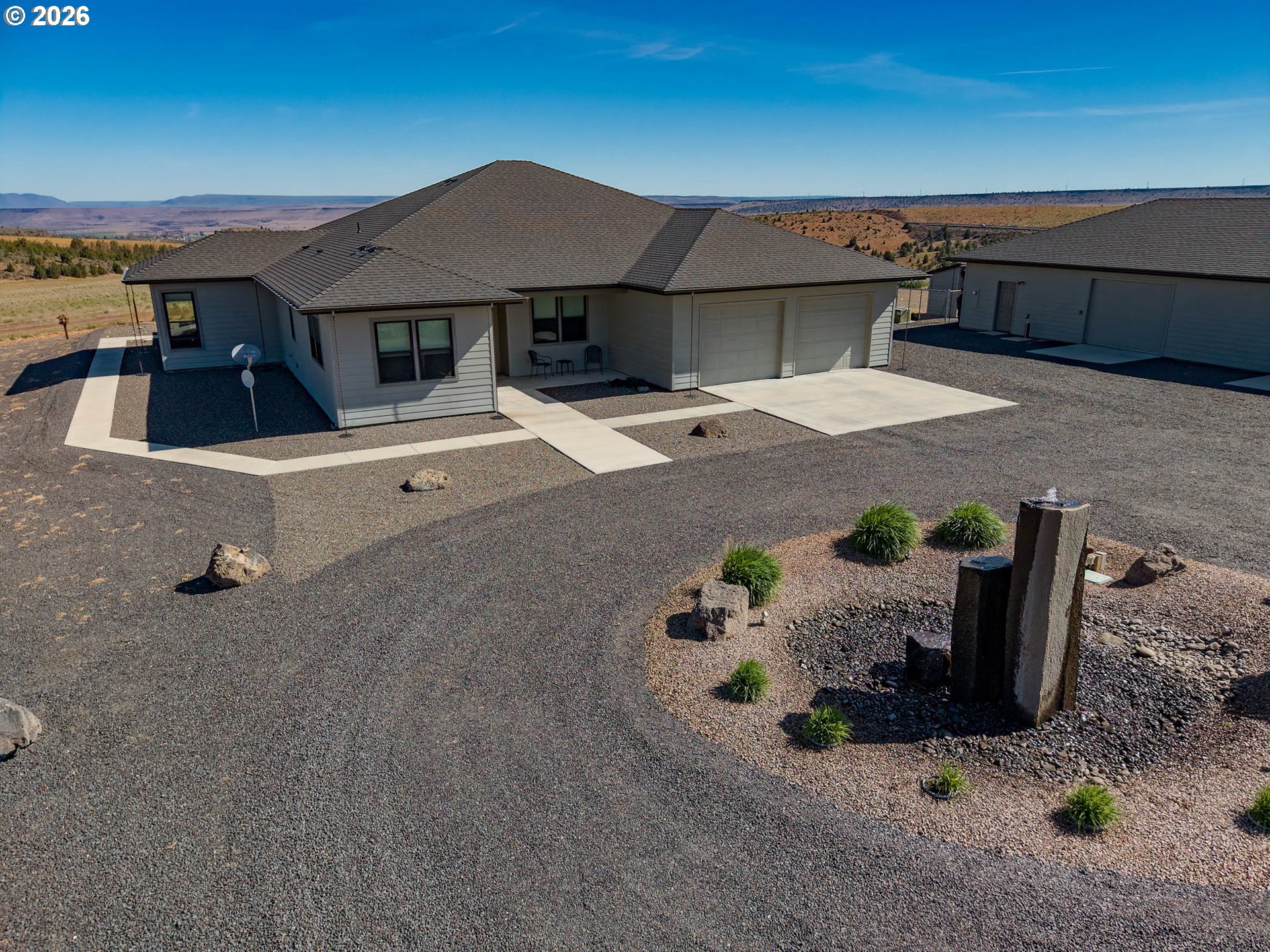 3854 FERN LN, Madras, OR 97741