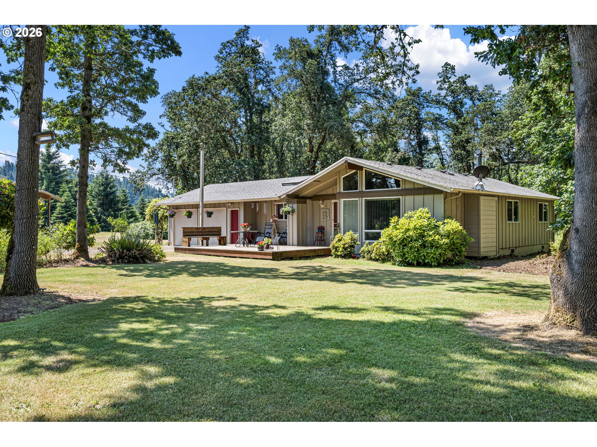 33262 MOLITOR HILL RD, CottageGrove, OR 97424
