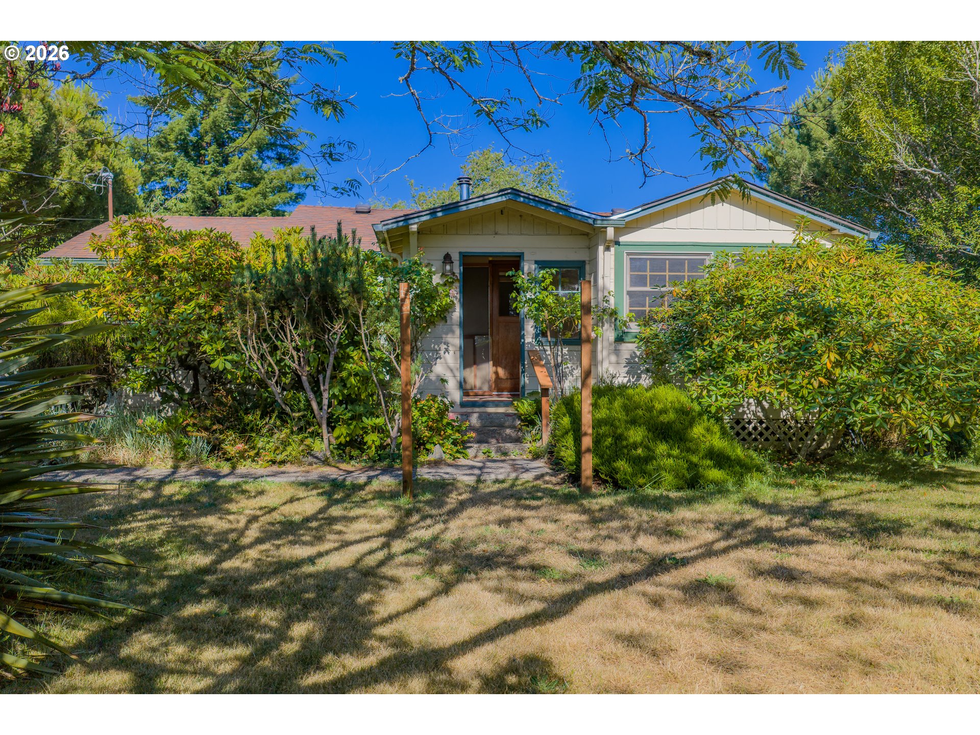 635 25TH ST, MyrtlePoint, OR 97458