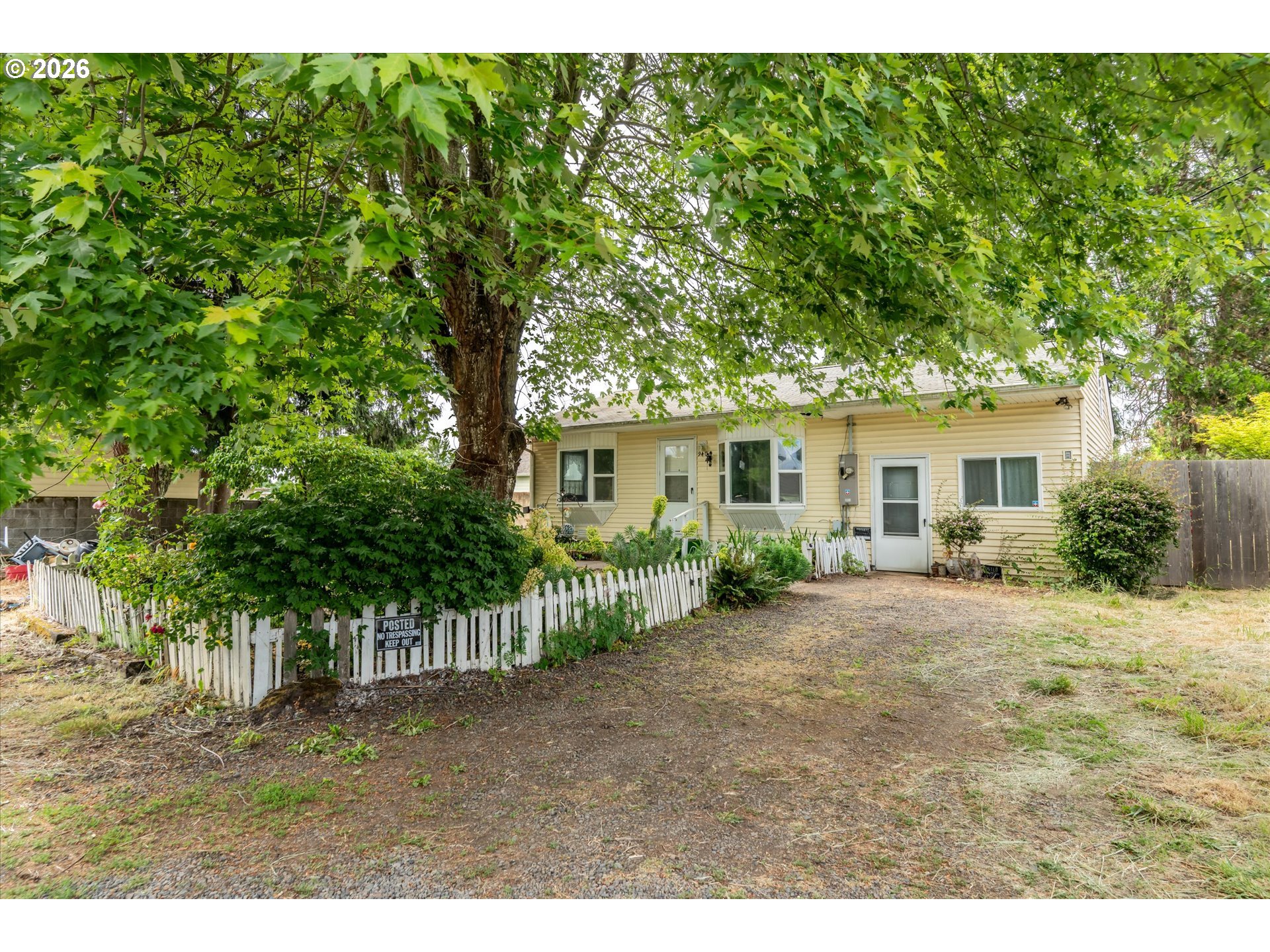 940 M ST, Springfield, OR 97477