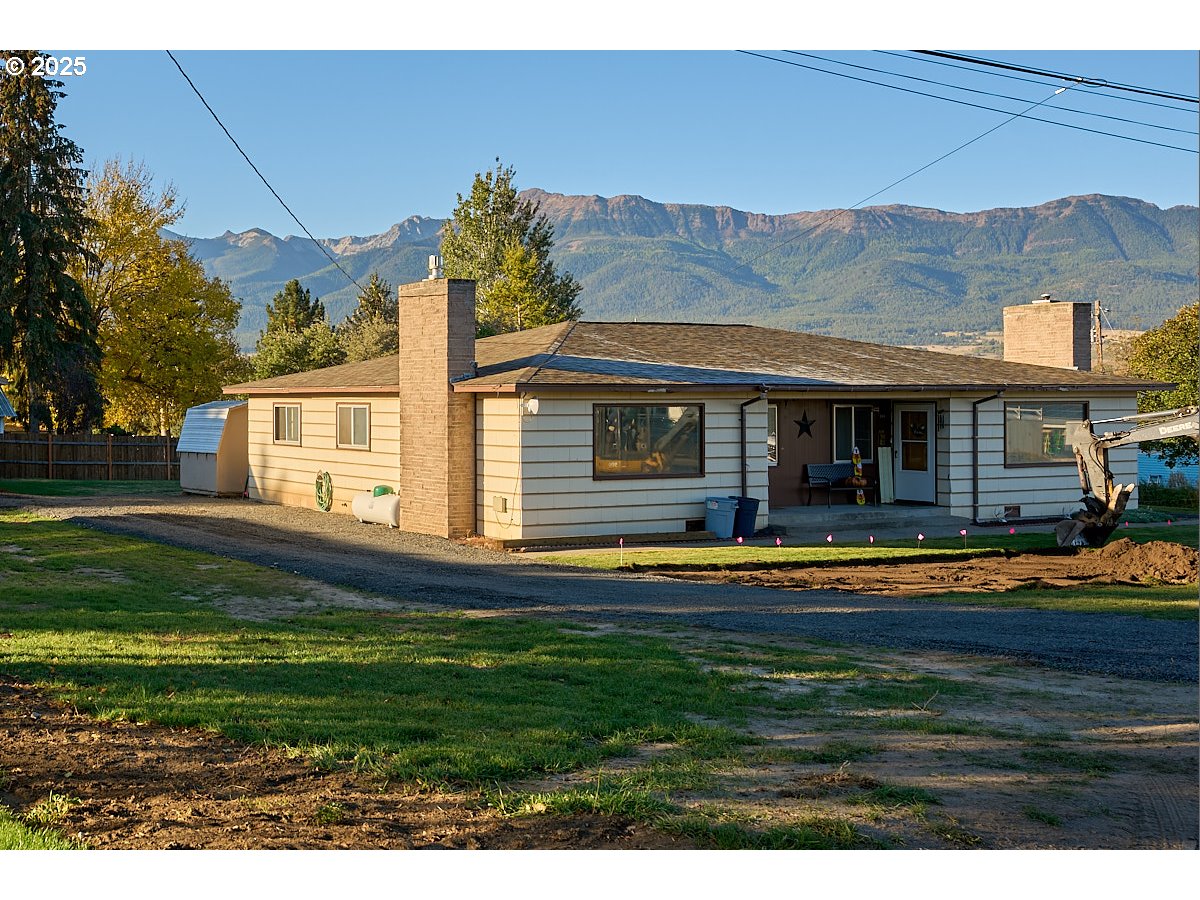 304 PARK ST, Enterprise, OR 97828