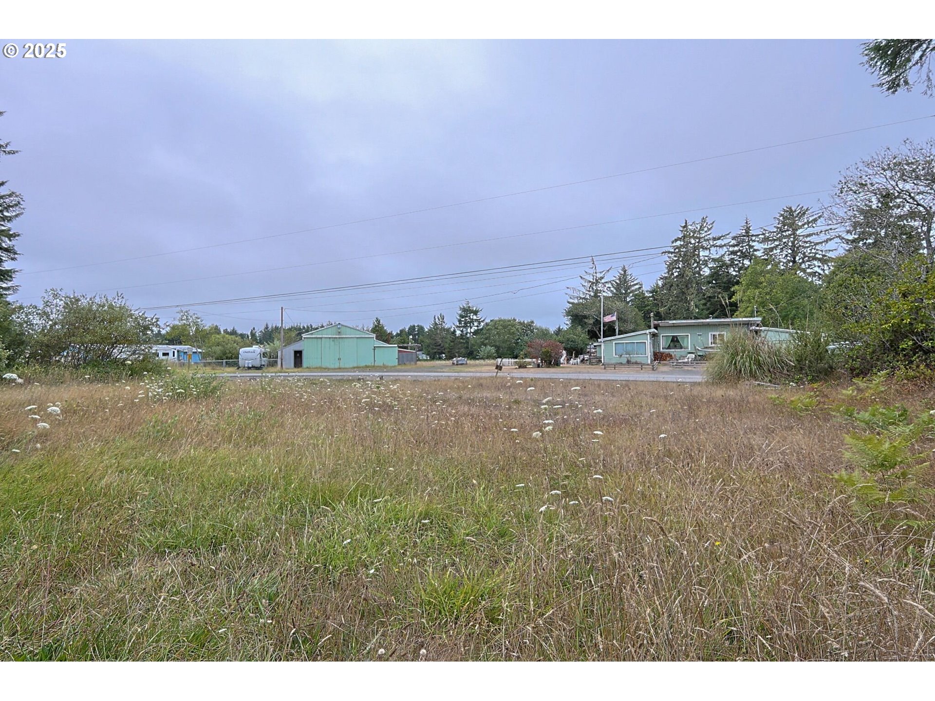 63817 WALLACE RD, CoosBay, OR 97420