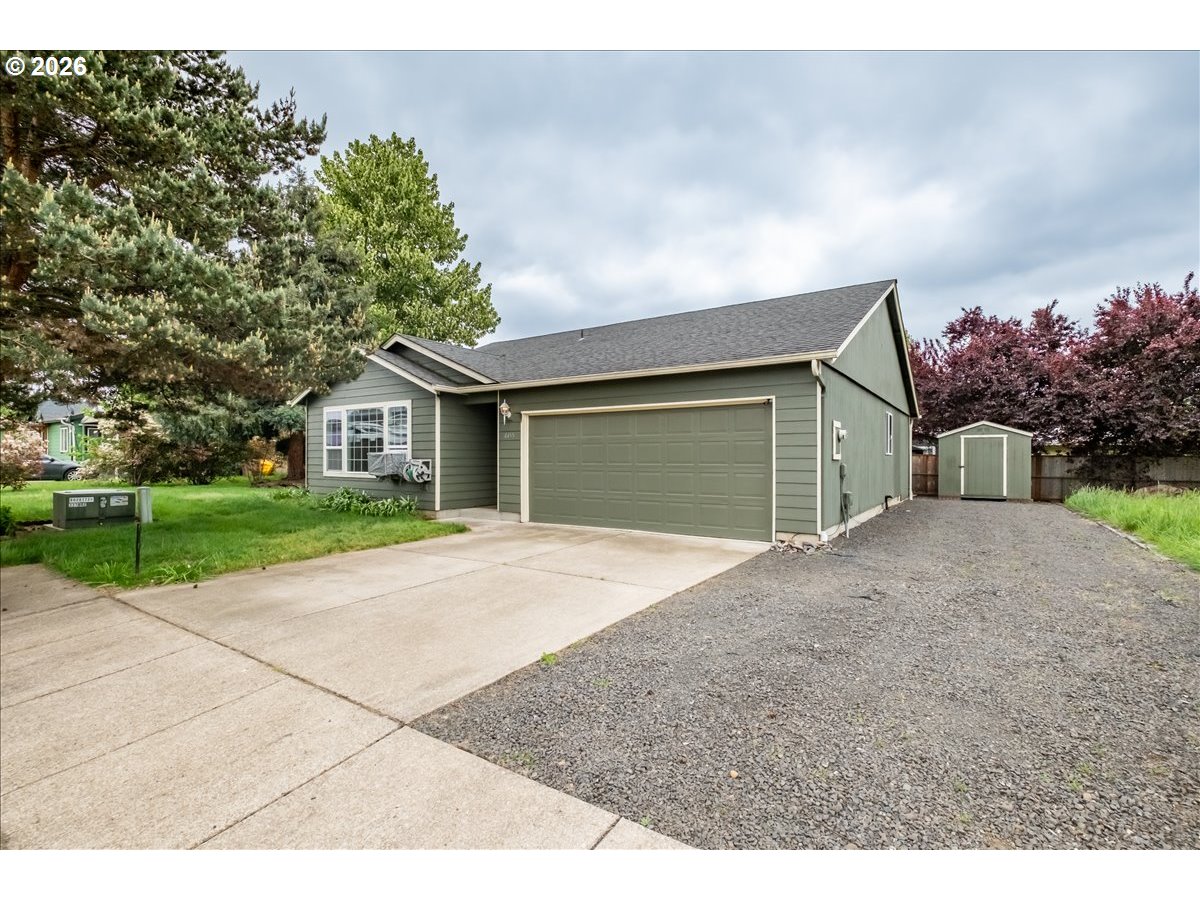 4455 LIVE OAK ST, SweetHome, OR 97386
