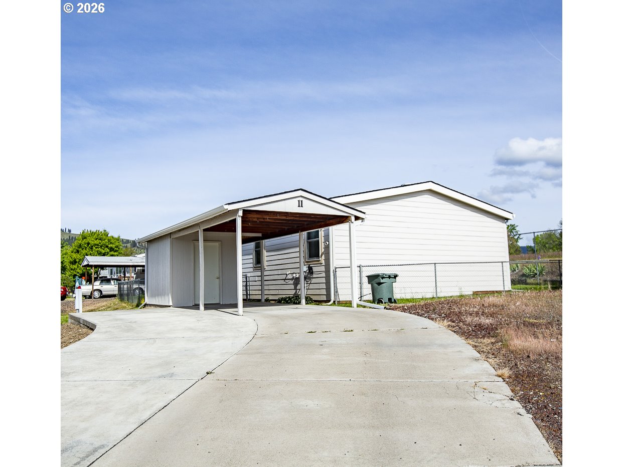 313 12TH ST, LaGrande, OR 97850