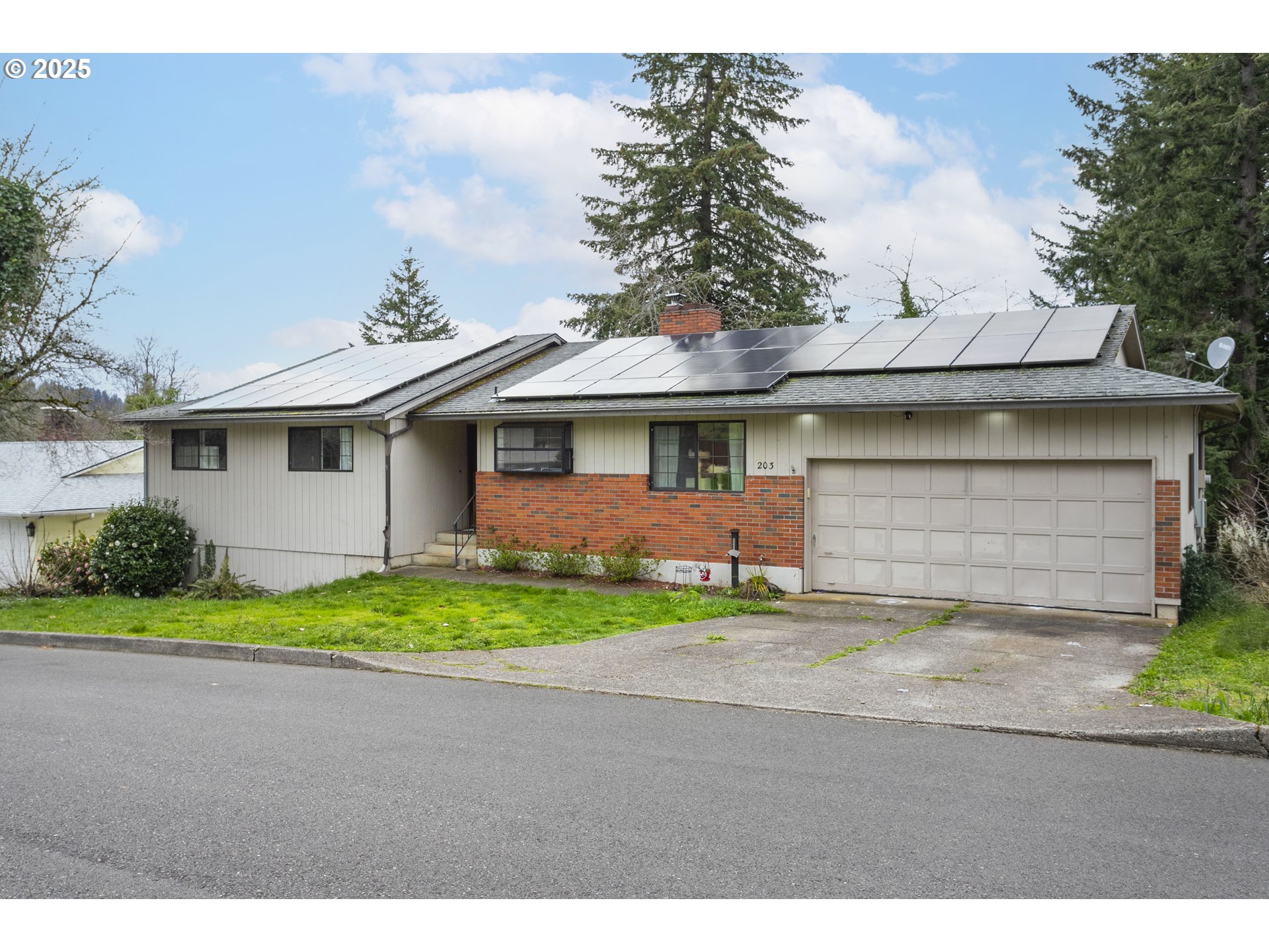 203 GINSENG DR, Estacada, OR 97023