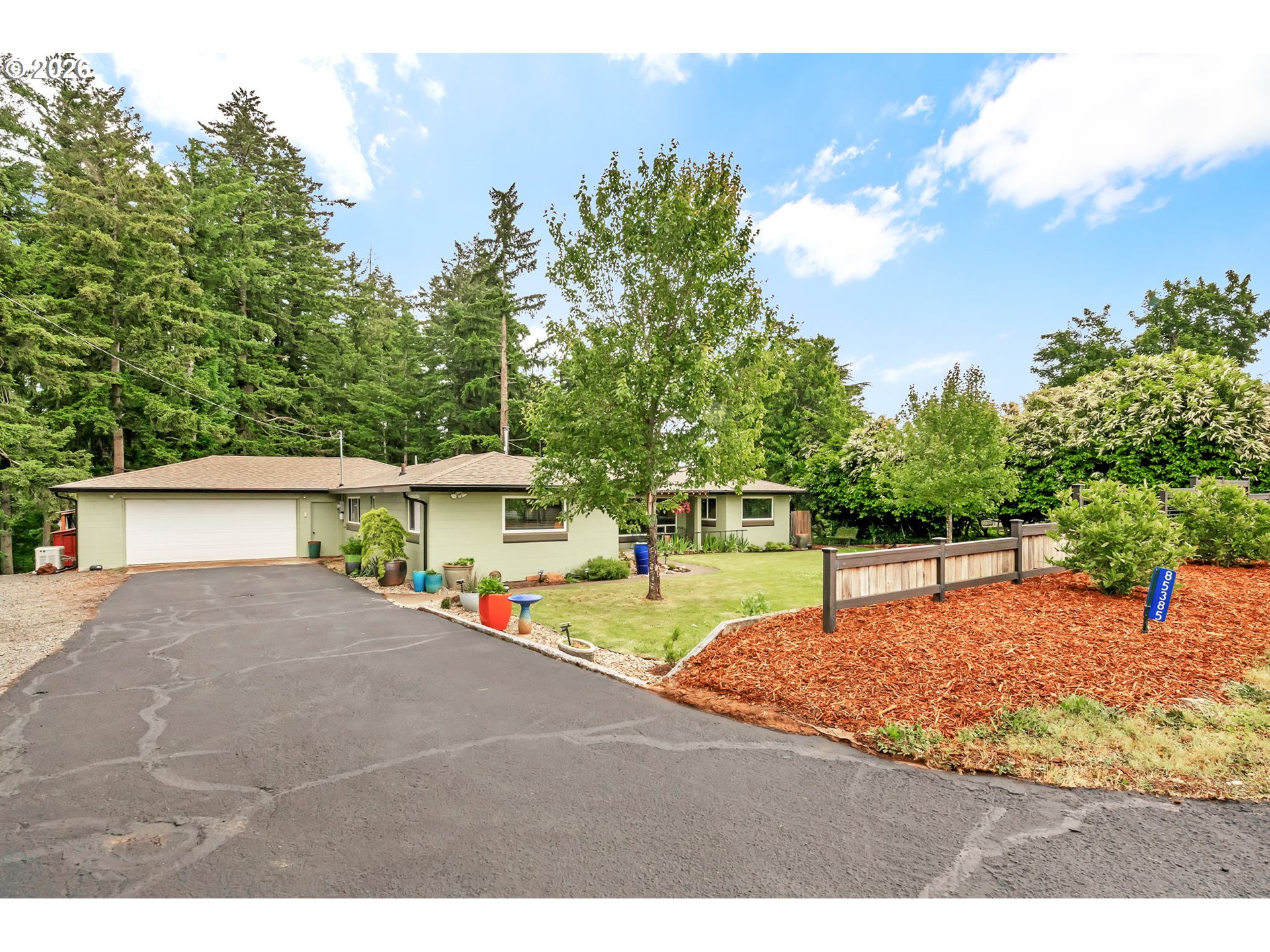 85385 RIDGEWAY RD, PleasantHill, OR 97455