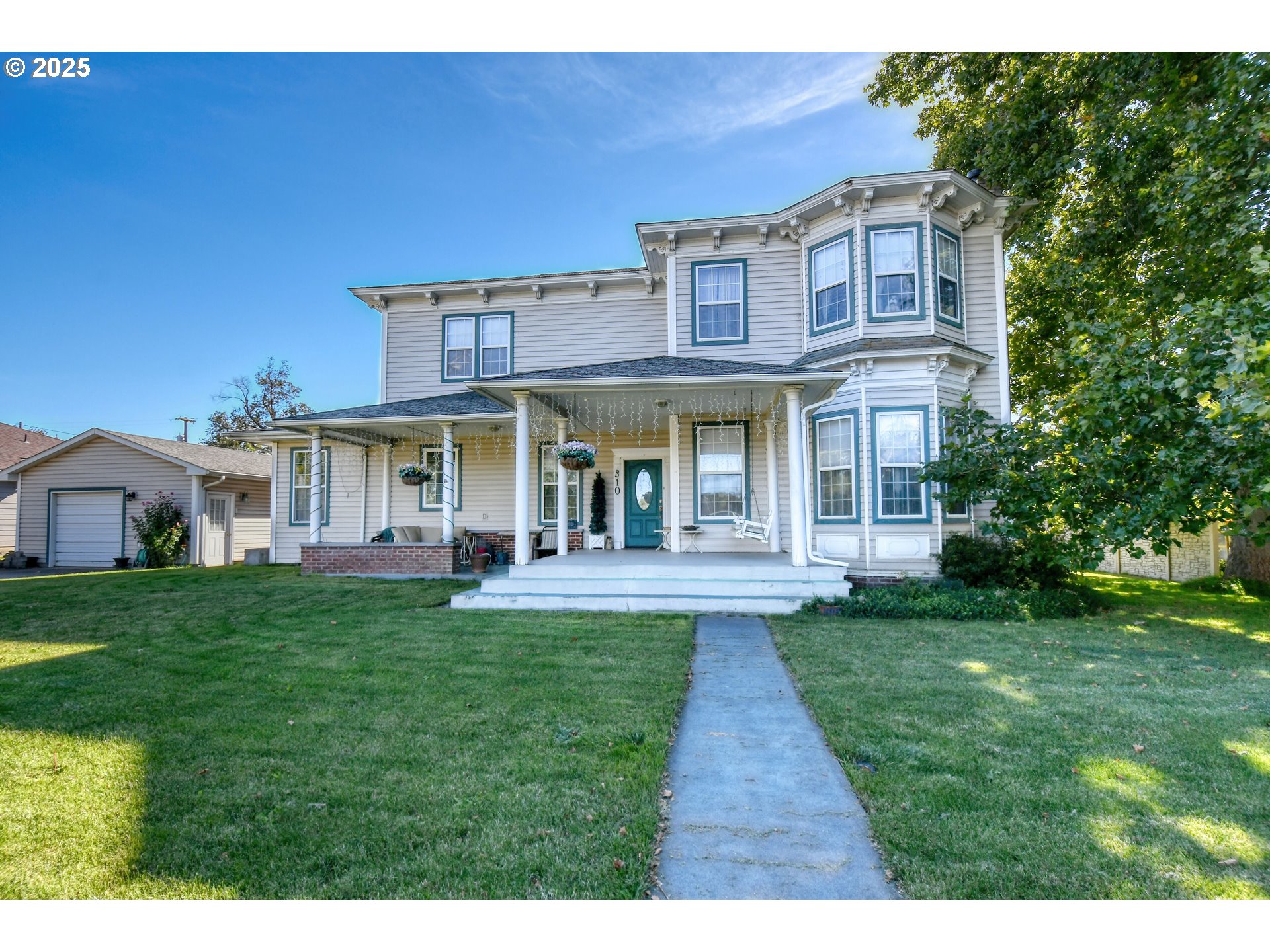 310 WASHINGTON ST, Athena, OR 97813