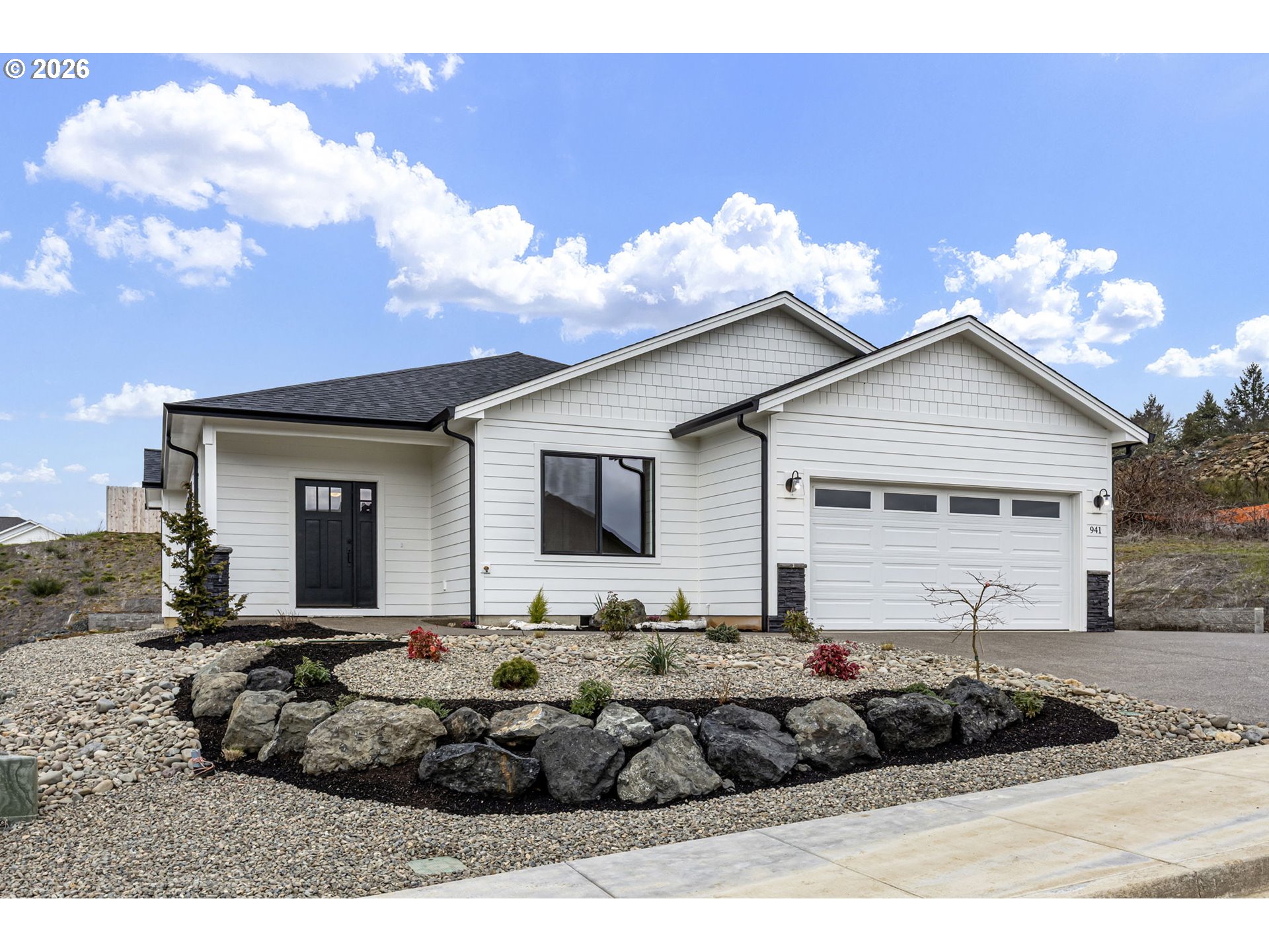 941 SAND PINES AVE, Sutherlin, OR 97479