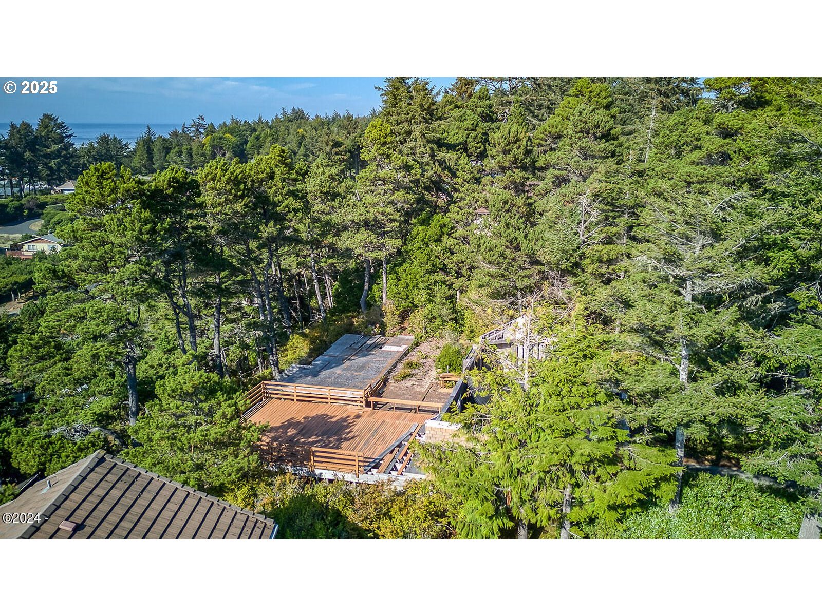 1442 FIRCREST CT, Waldport, OR 97394
