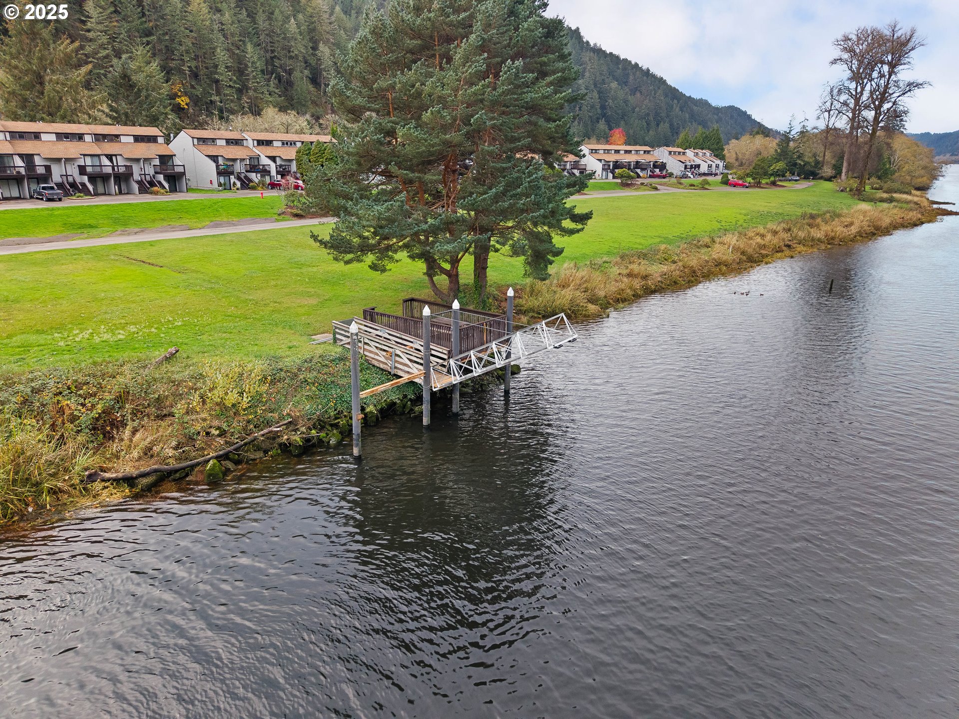 43605 STATE HIGHWAY 38, Reedsport, OR 97467